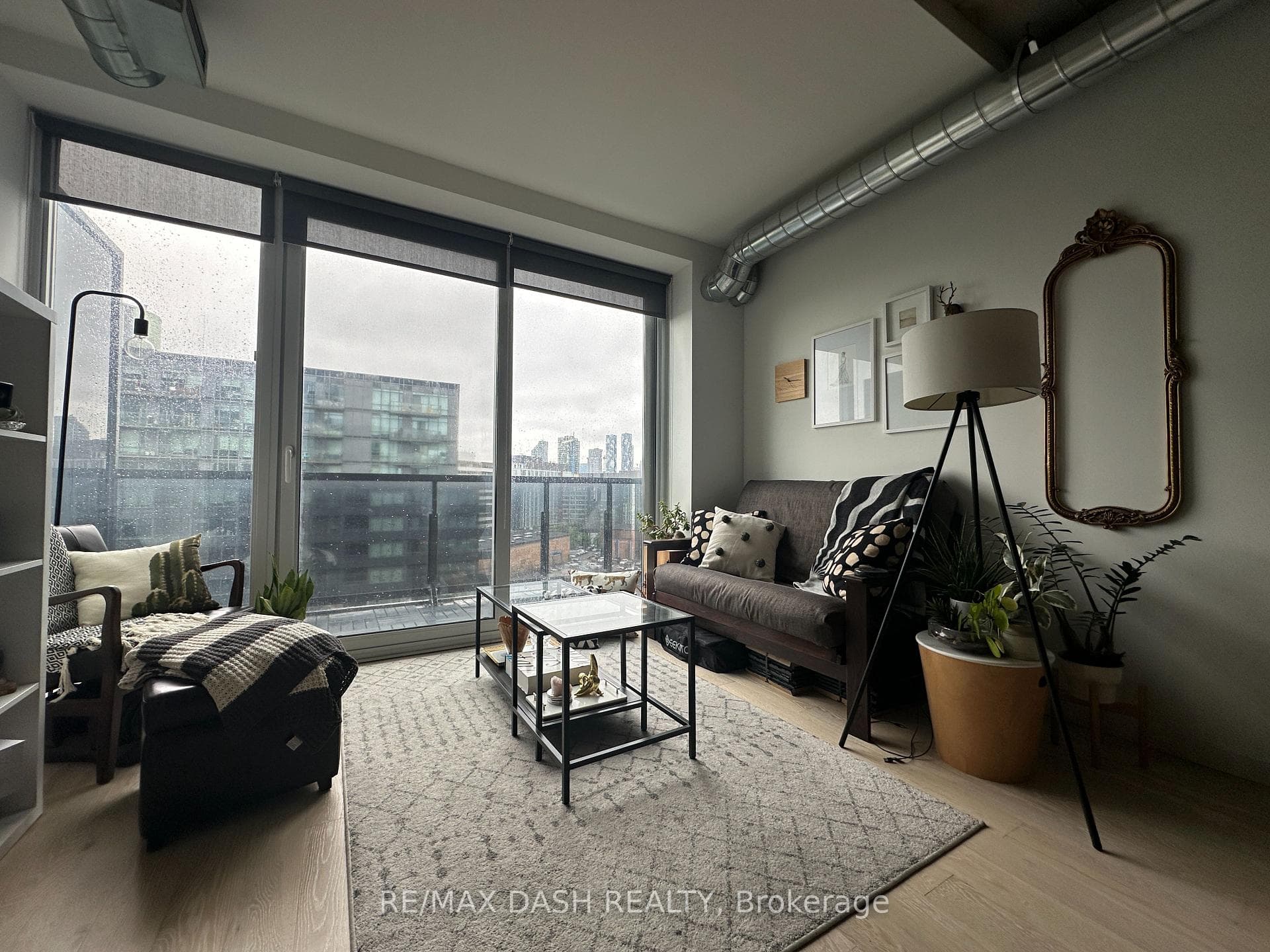170 Bayview Avenue Unit 805 photo 7