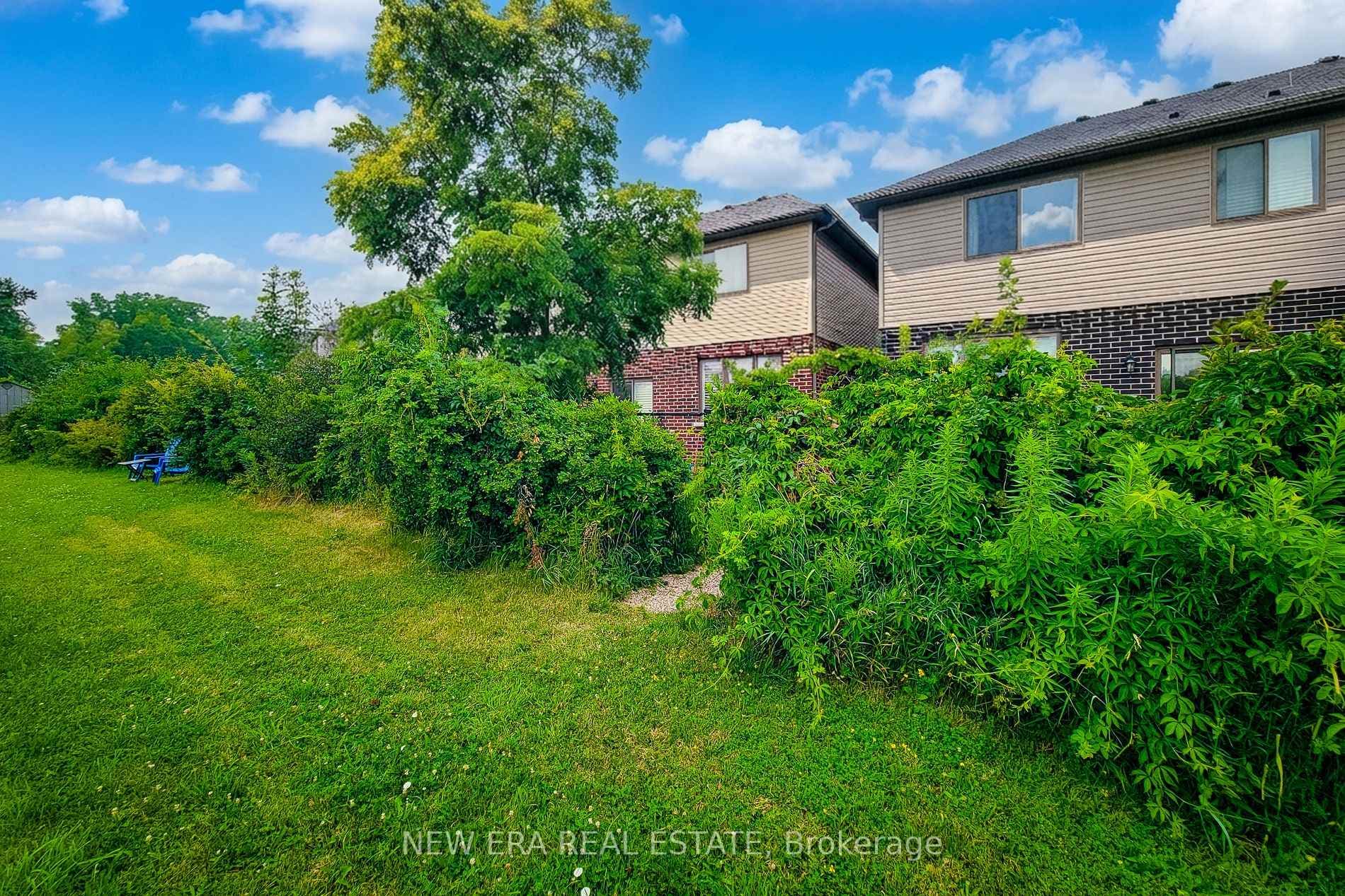 4297 East Avenue Unit 10 photo 7