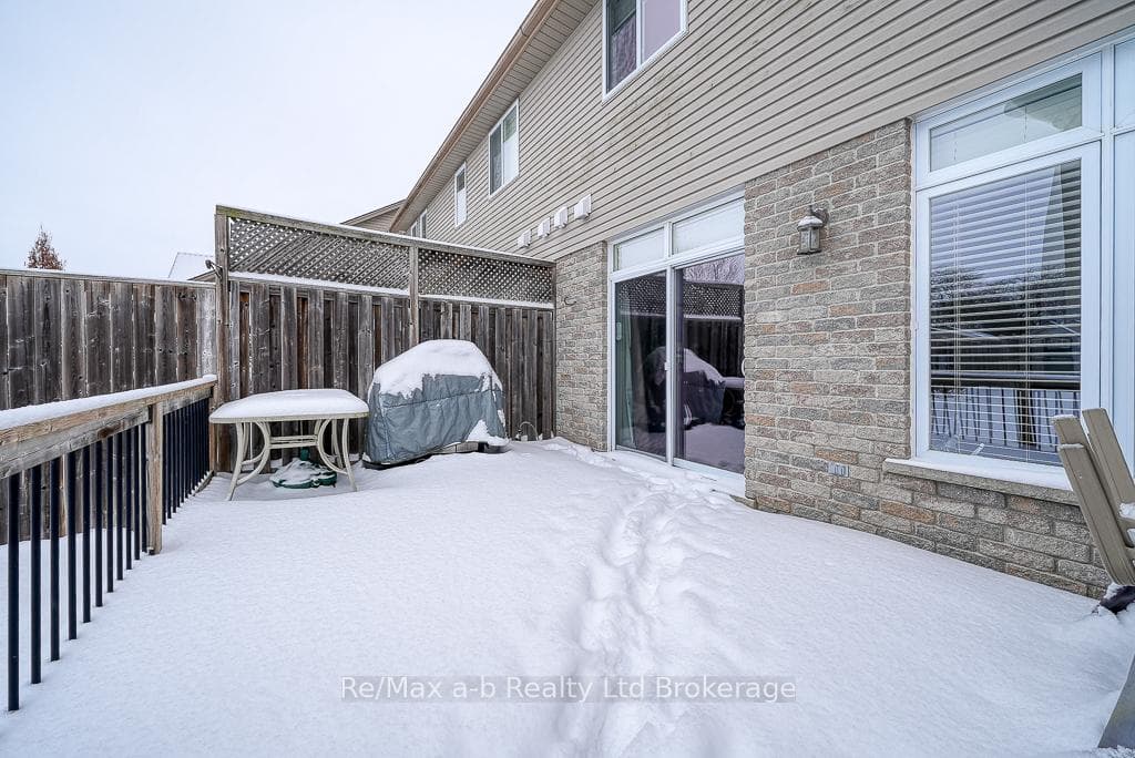 885 Ridgewood Drive photo 35