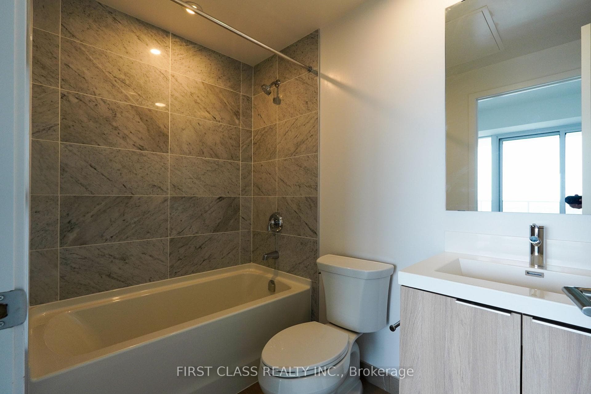 50 O'Neill Road Unit 2804 photo 5