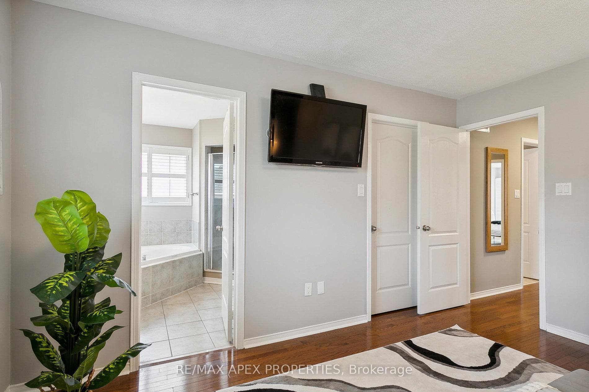 3815 Talias Crescent photo 21