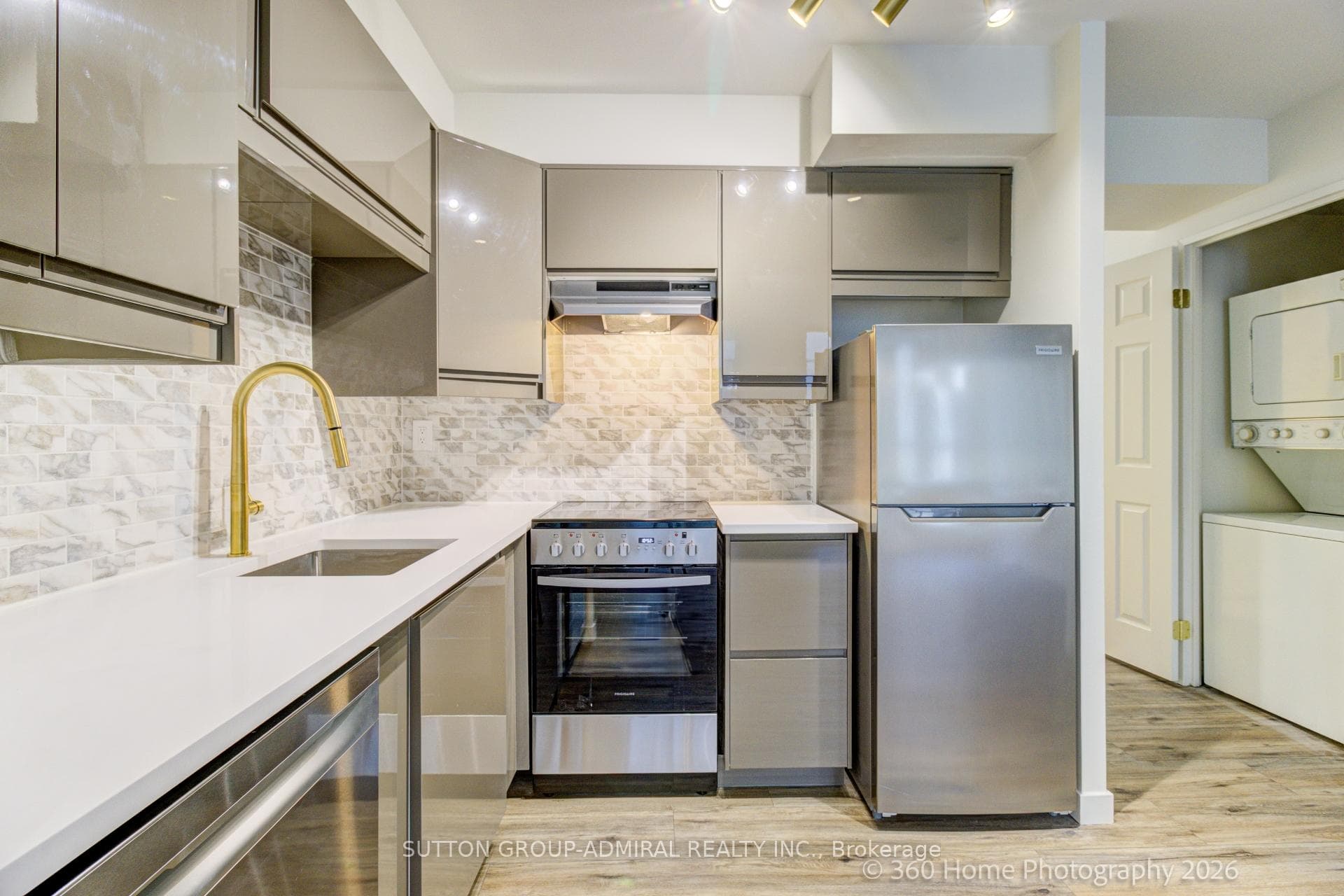 43 Eglinton Avenue Unit 501 photo 22