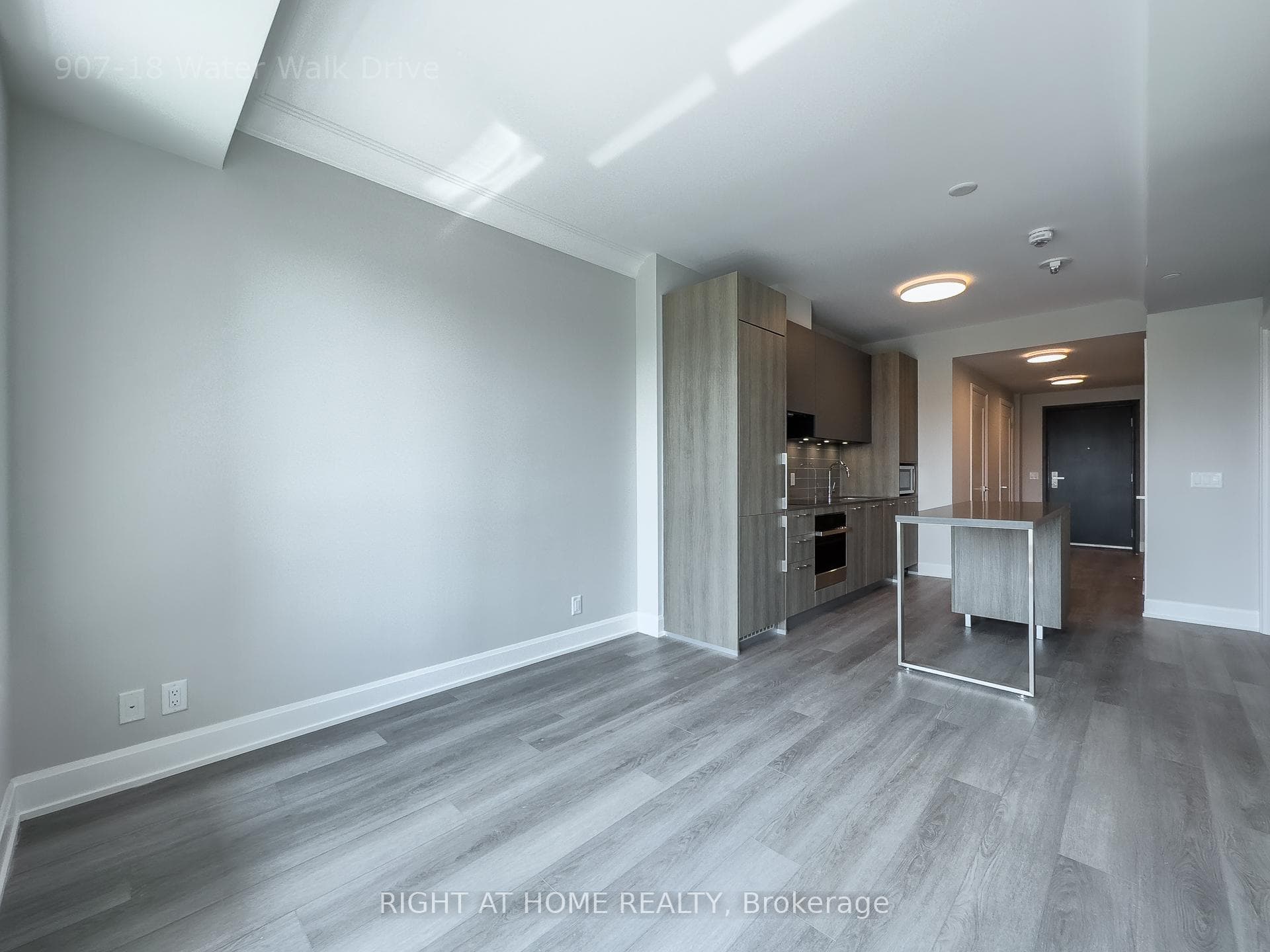 18 Water Walk Drive Unit 907 photo 6