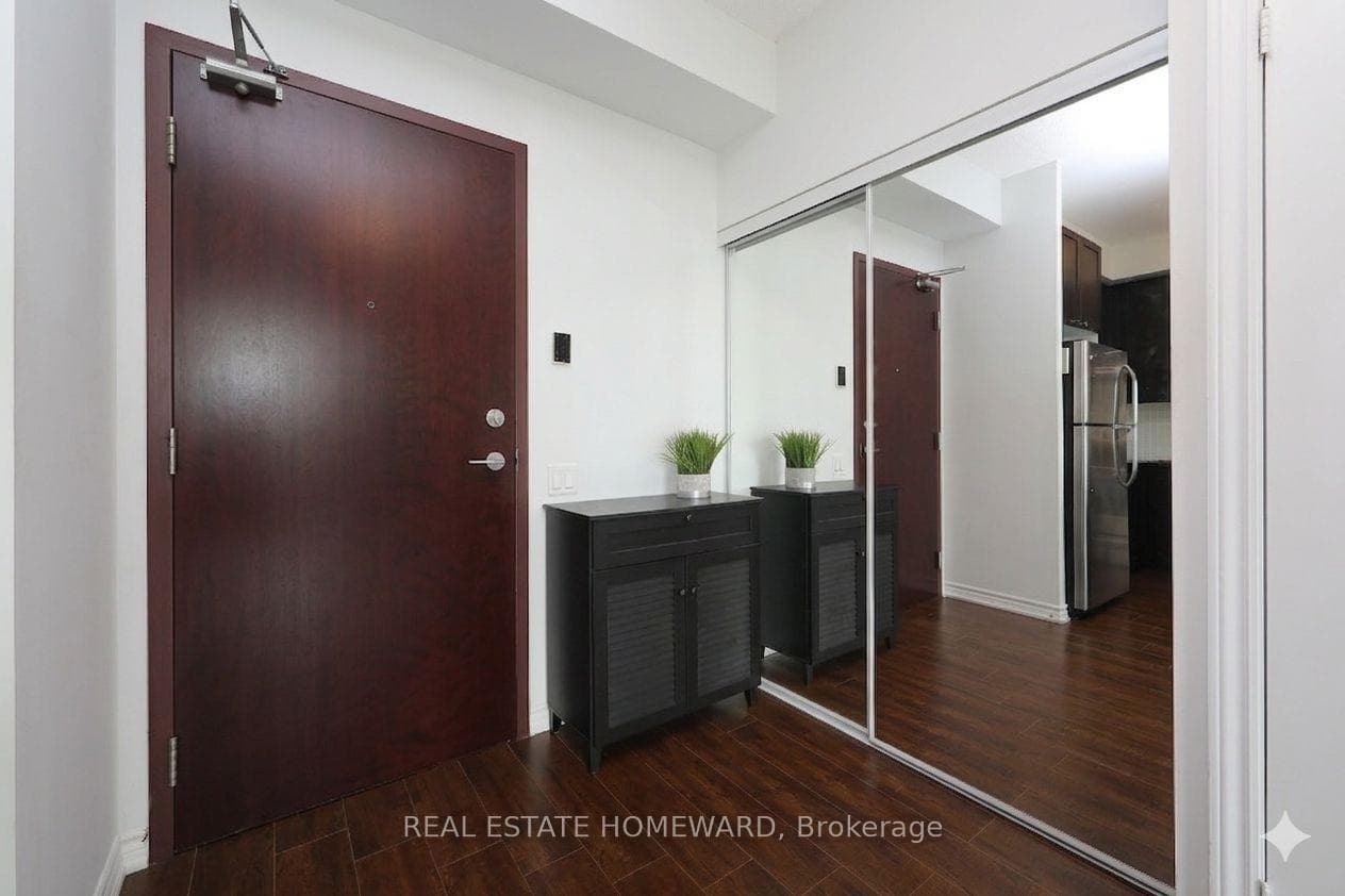 1328 Birchmount Road Unit 1701 photo 3