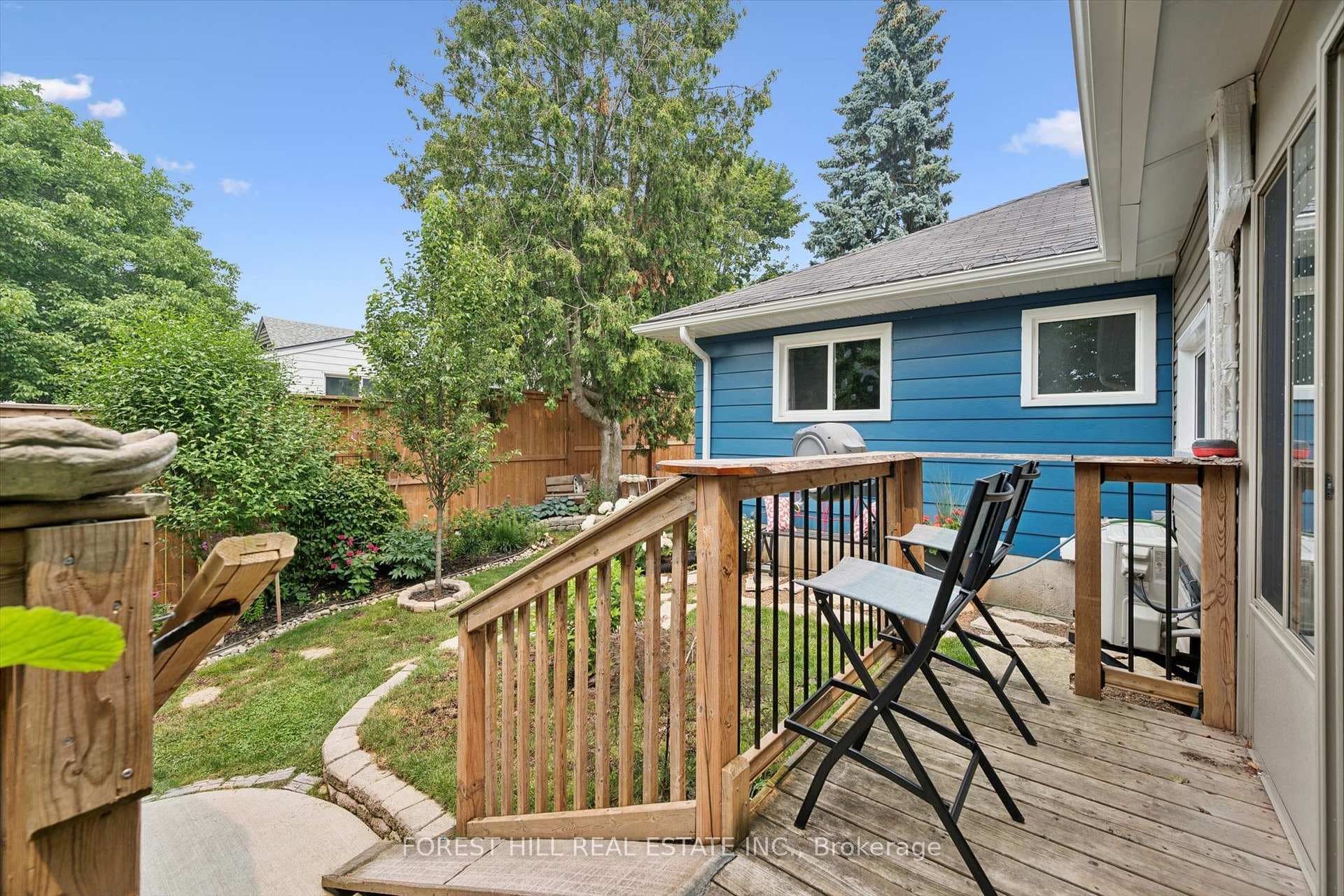 22 Sleeman Avenue photo 27
