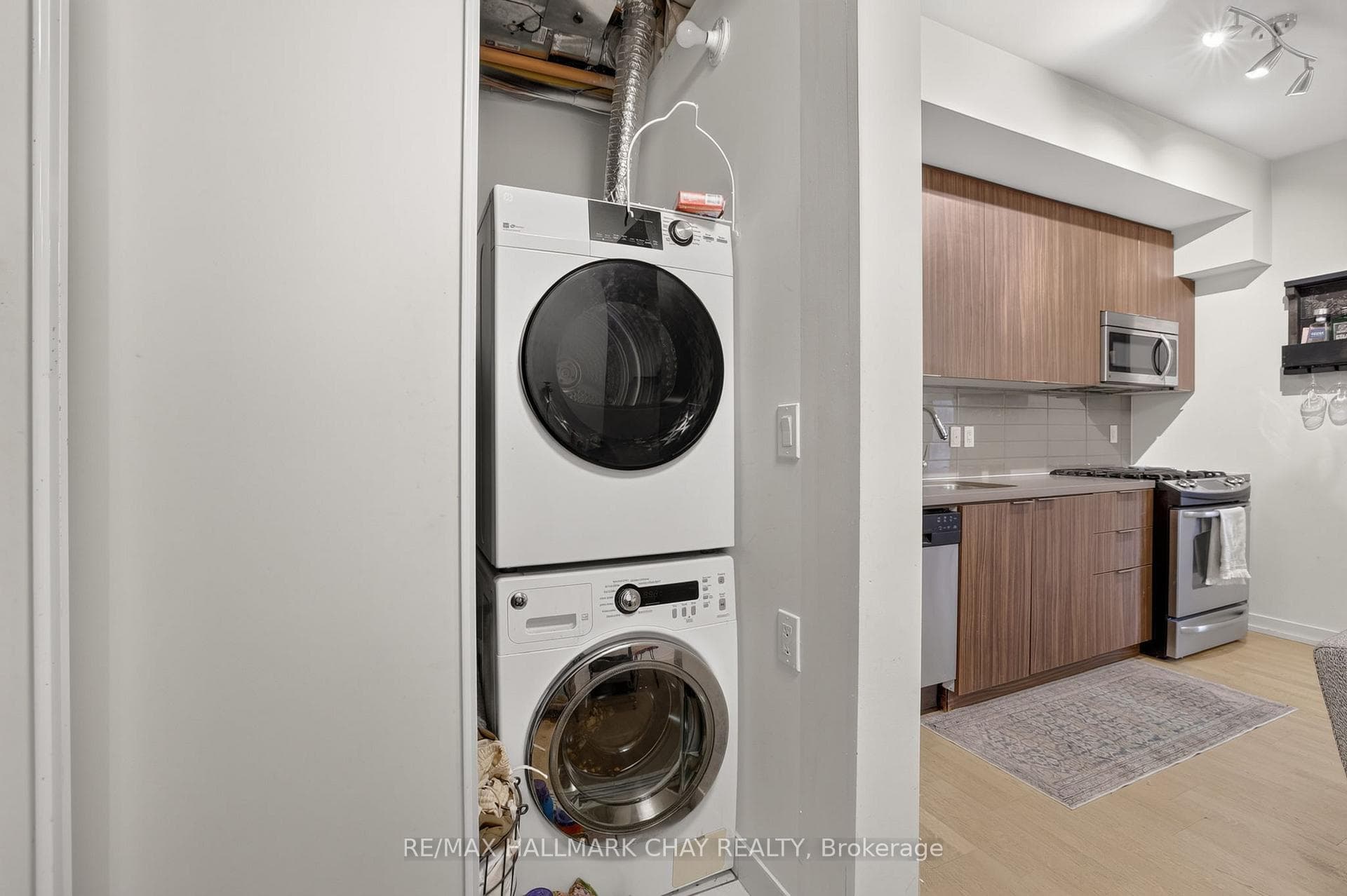 140 Broadview Avenue Unit 52 photo 14