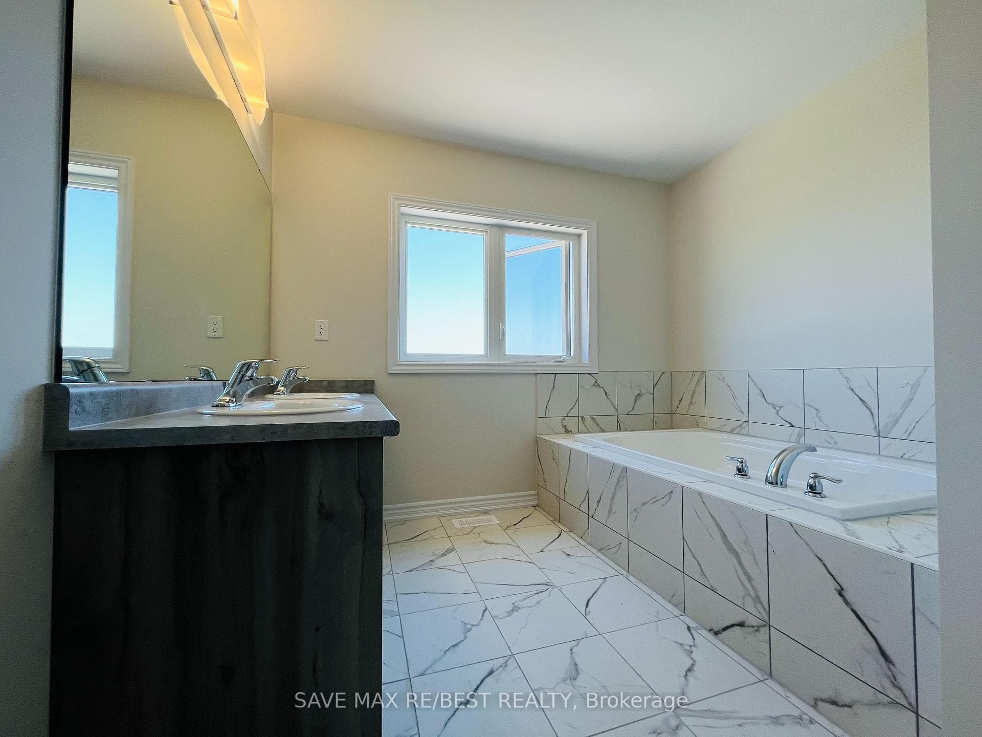62 Explorer Way photo 8