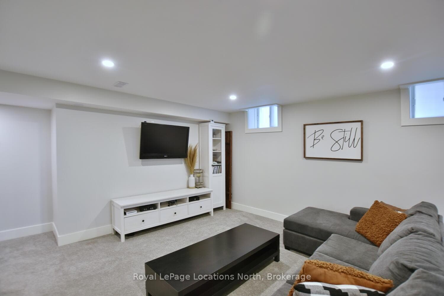 48 Mclean Avenue photo 44