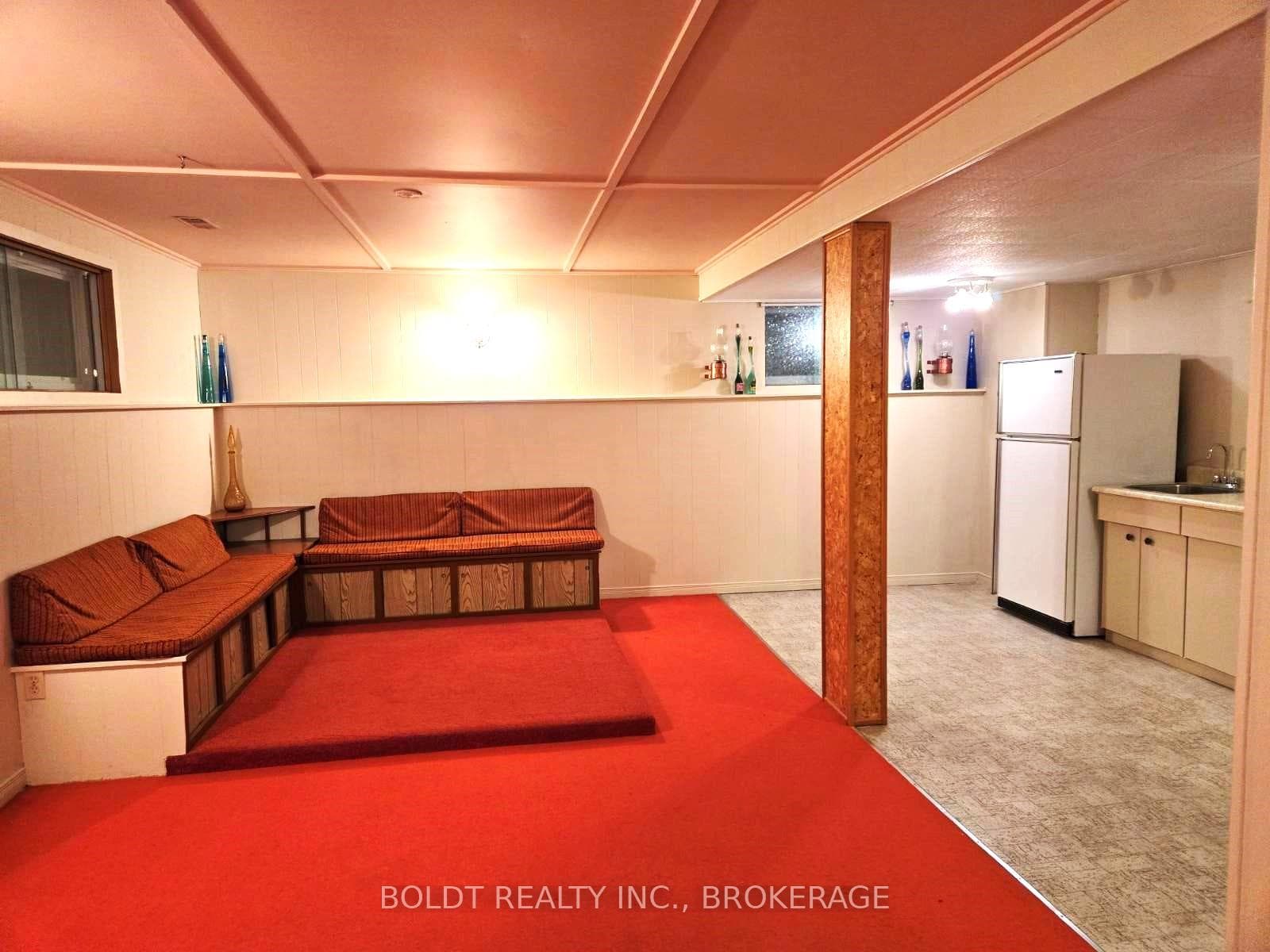 391 Hudson Drive photo 15