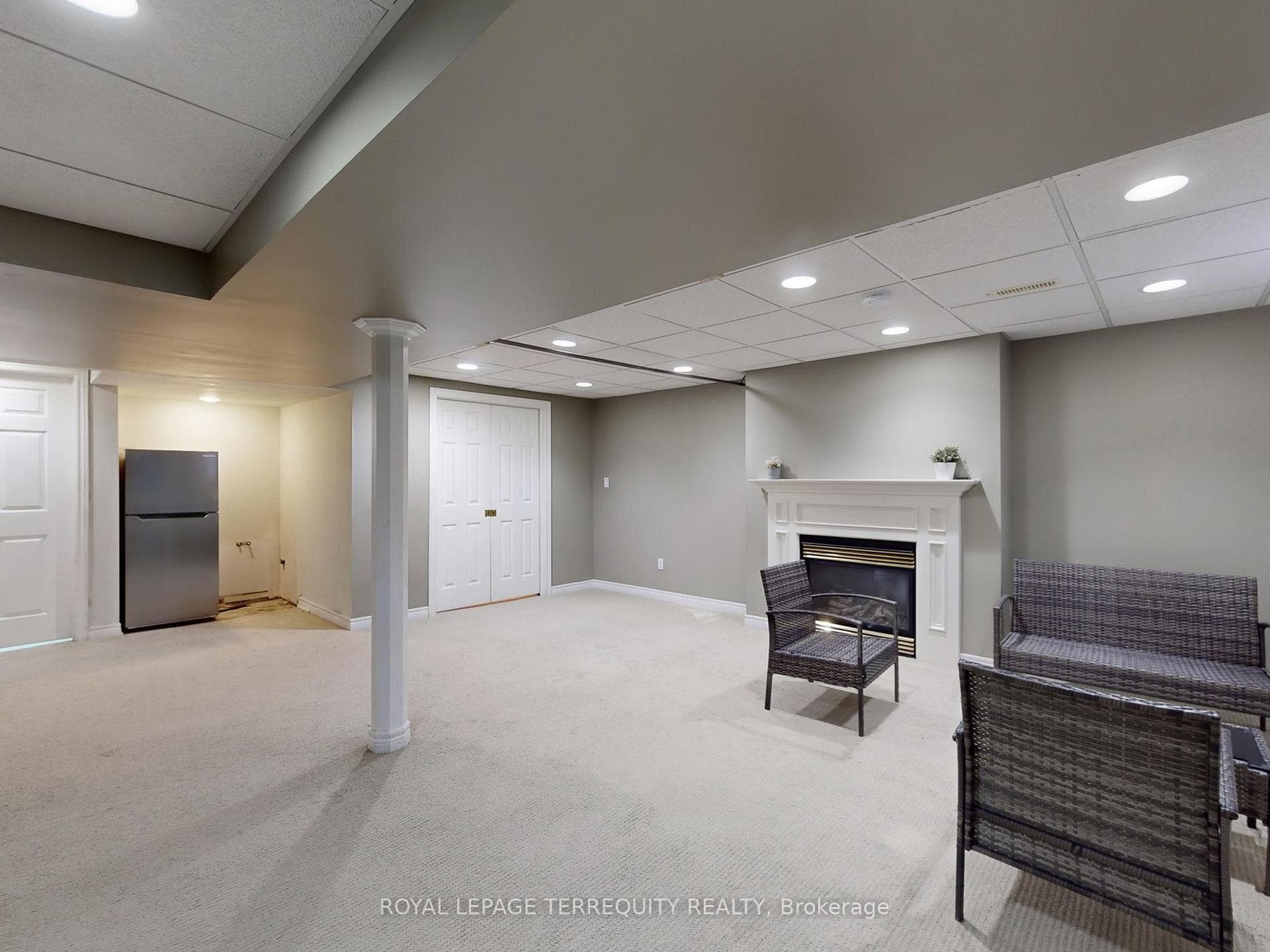 52 Dobson Drive photo 38