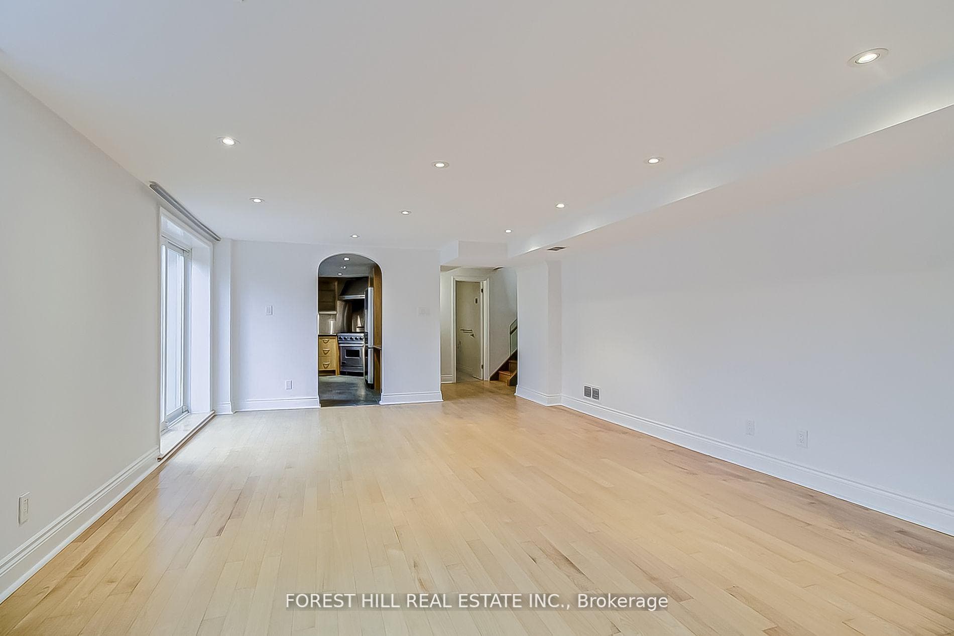 100 Larkfield Drive photo 9