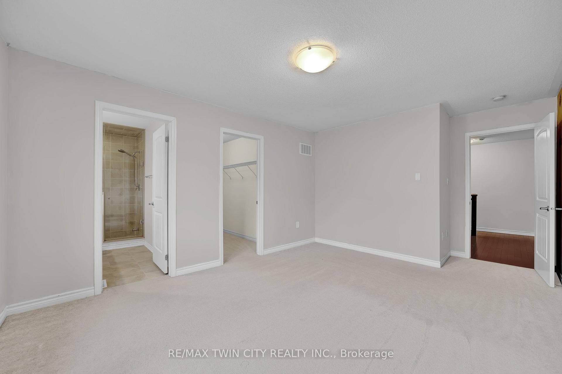 78 Enford Crescent photo 22