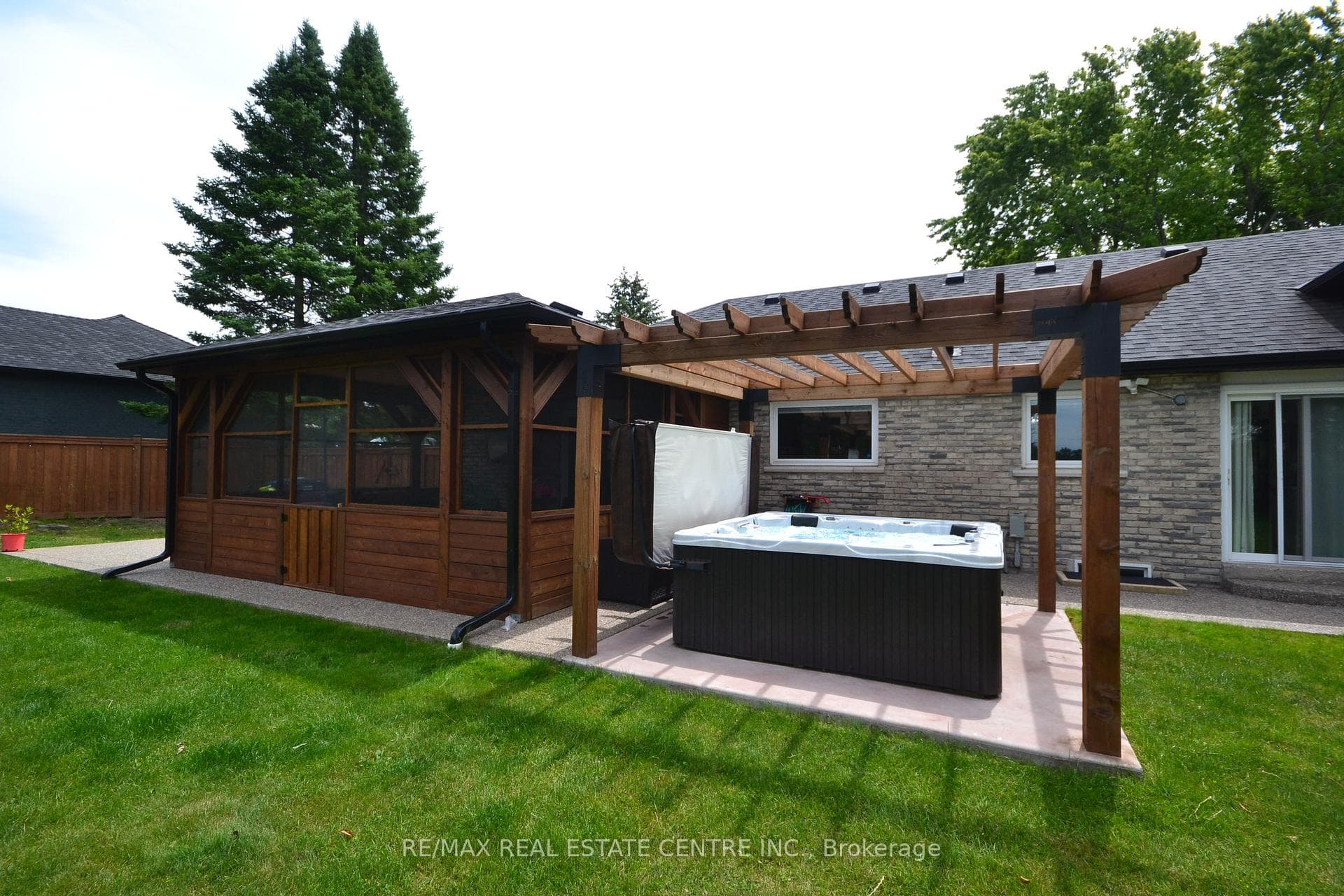 8 Kevinwood Drive photo 39