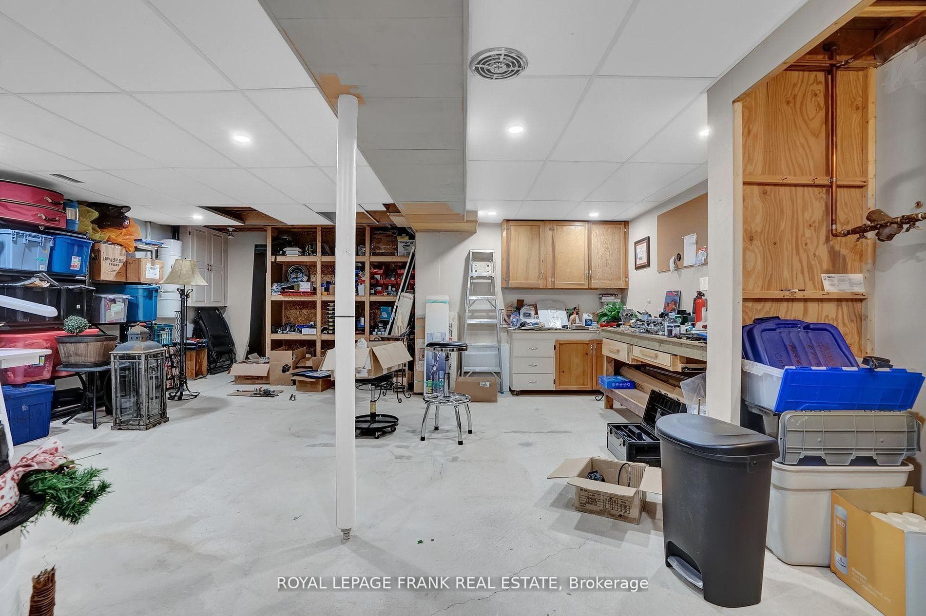 107 South Garden Court photo 36