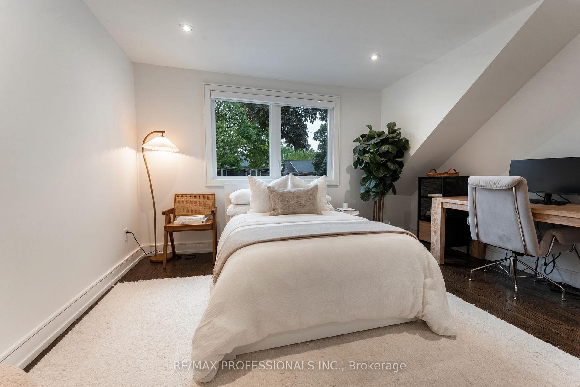 12 Mayfield Avenue photo 31