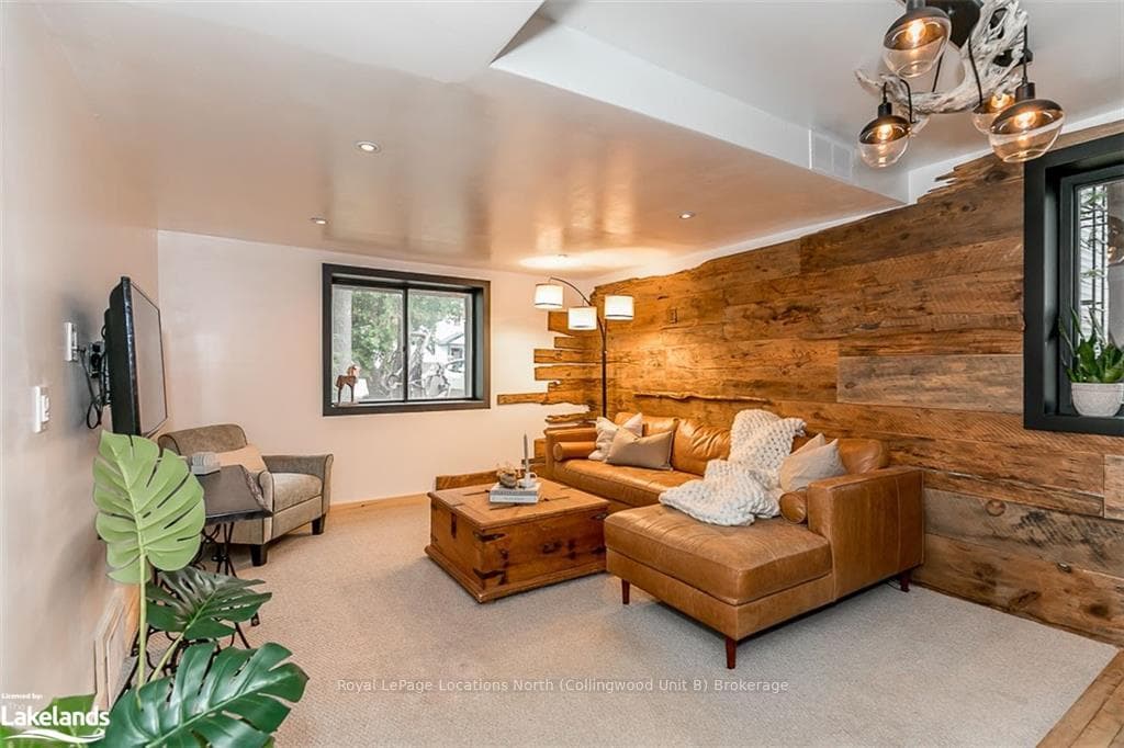 59 HICKORY Street photo 19