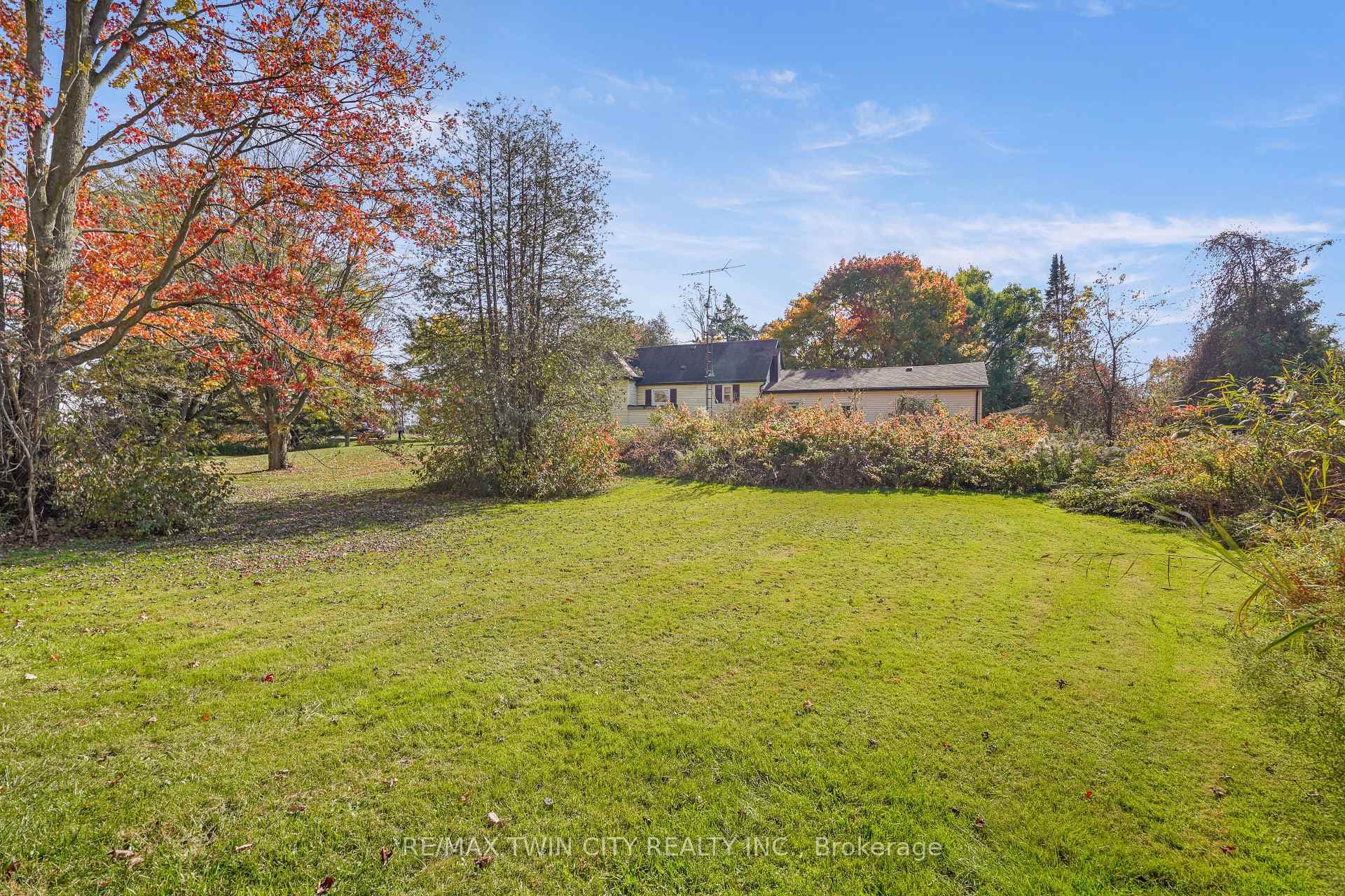 403 Middle Townline Road photo 34