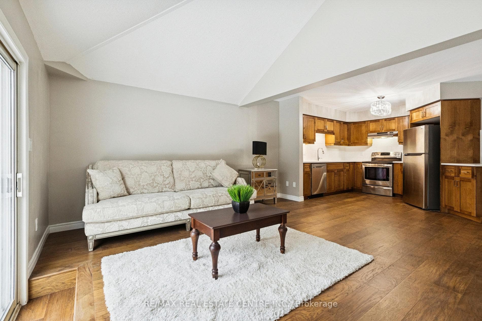 10 Periwinkle Way photo 16