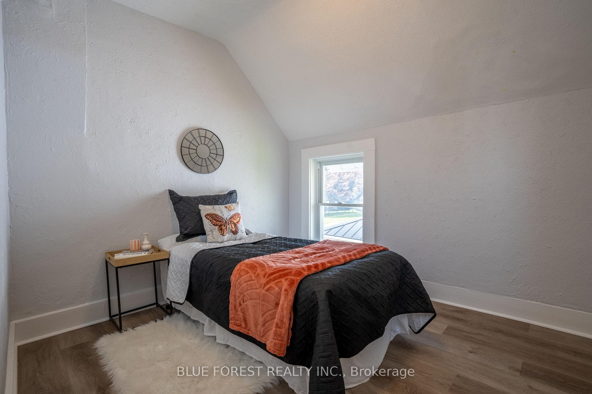 460 WALLACE Street photo 23