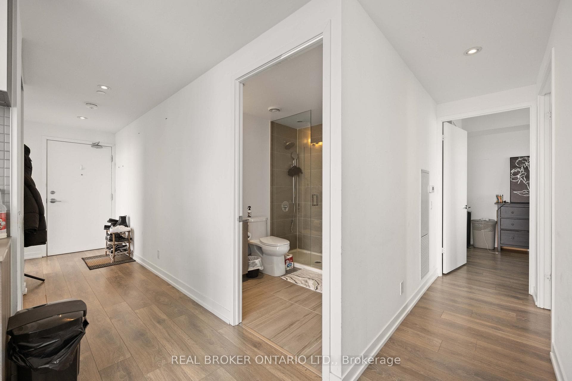 5 Buttermill Avenue Unit 5002 photo 17