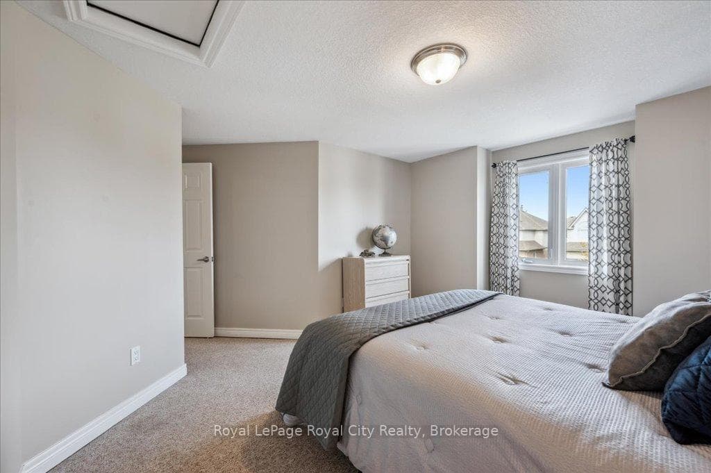 67 Grey Oak Drive photo 23