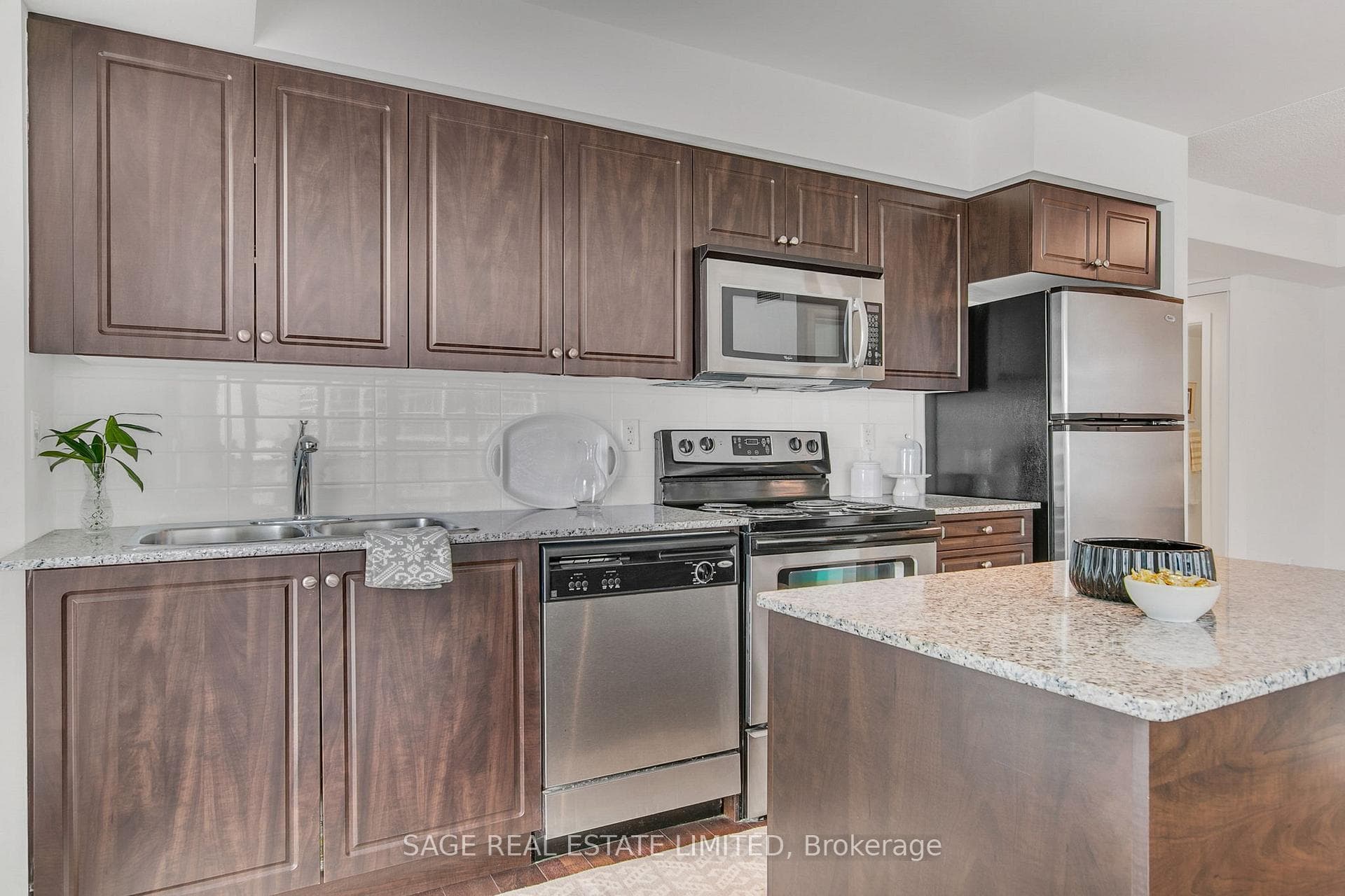 209 Fort York Boulevard Unit 1271 photo 12