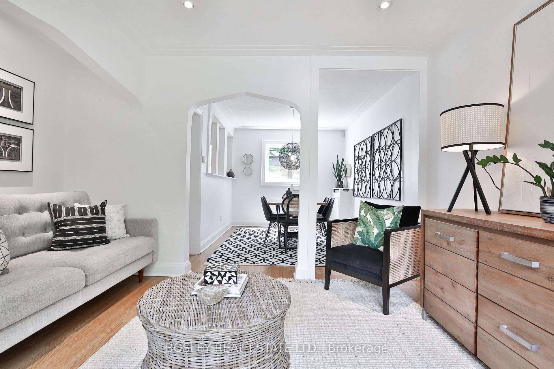 53 Woodside Avenue photo 5