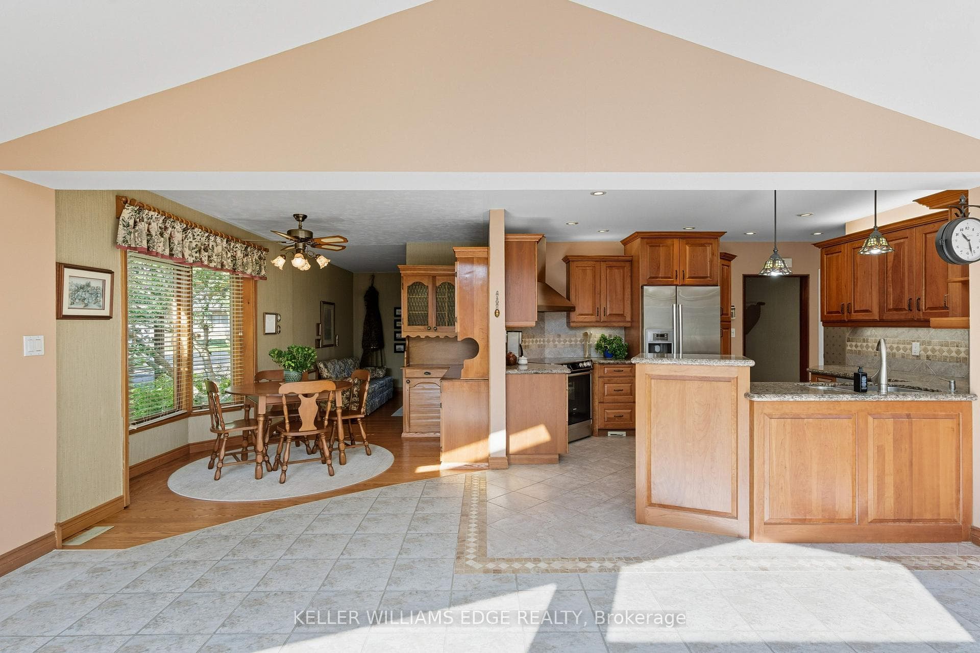 33 Goldfinch Road photo 25