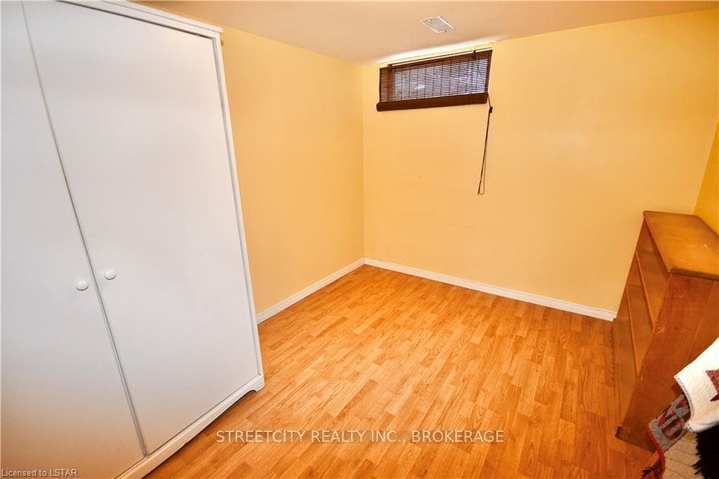 143 WILLIAM Street photo 33