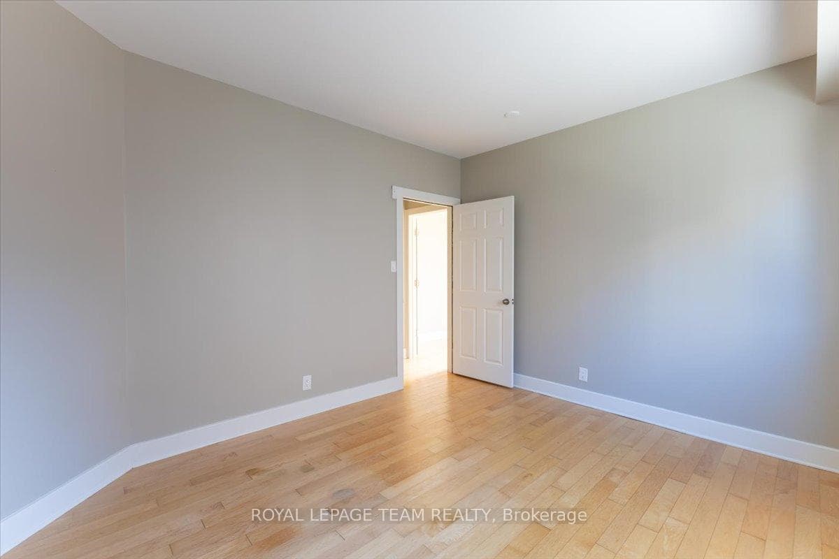9 Balsam Street photo 16