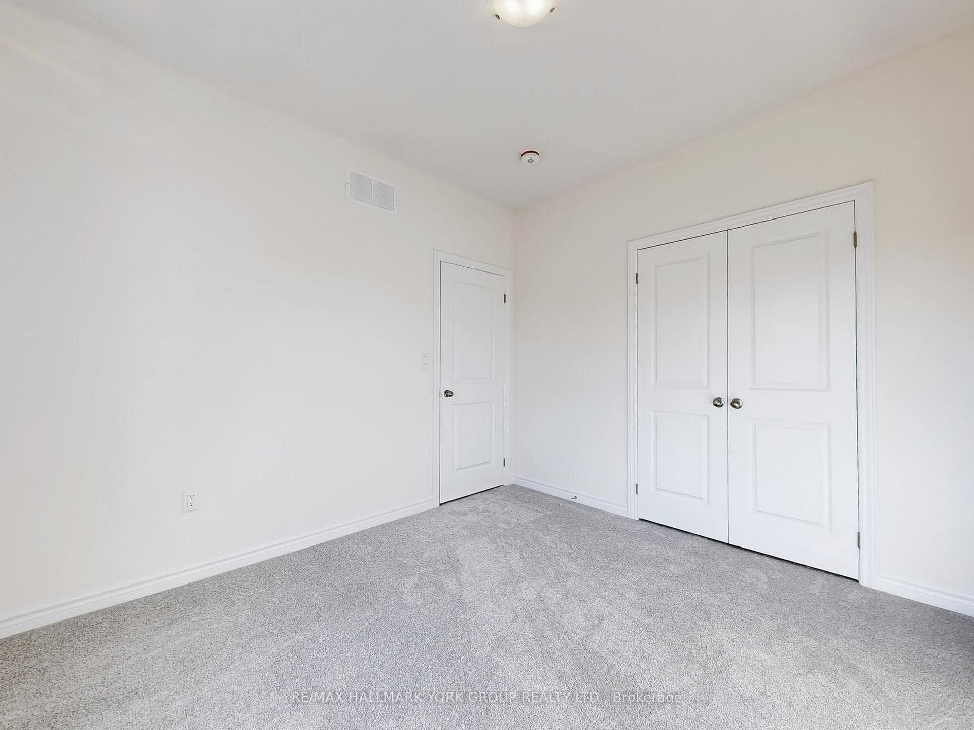 42 Blick Crescent photo 20