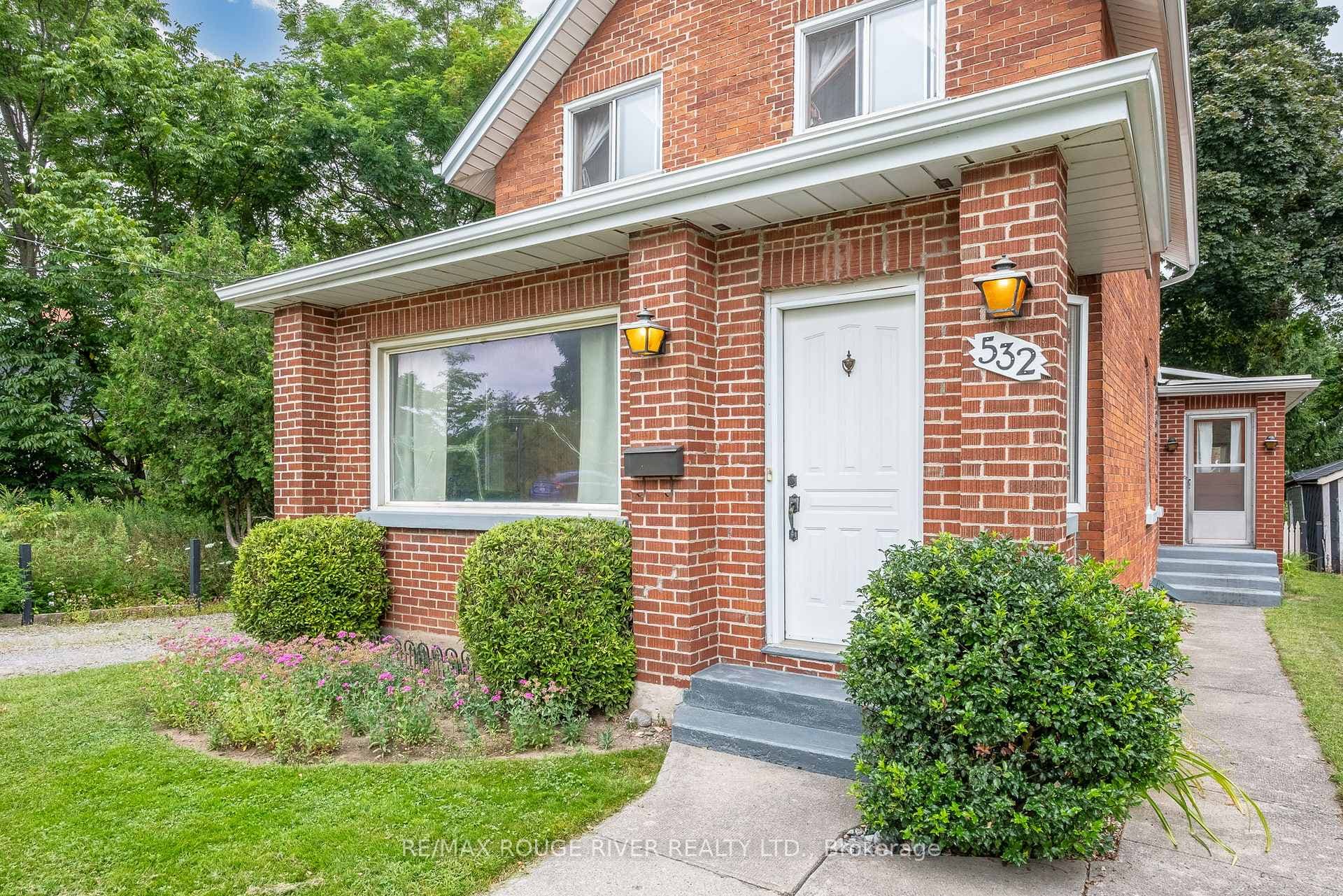 532 George Street photo 2