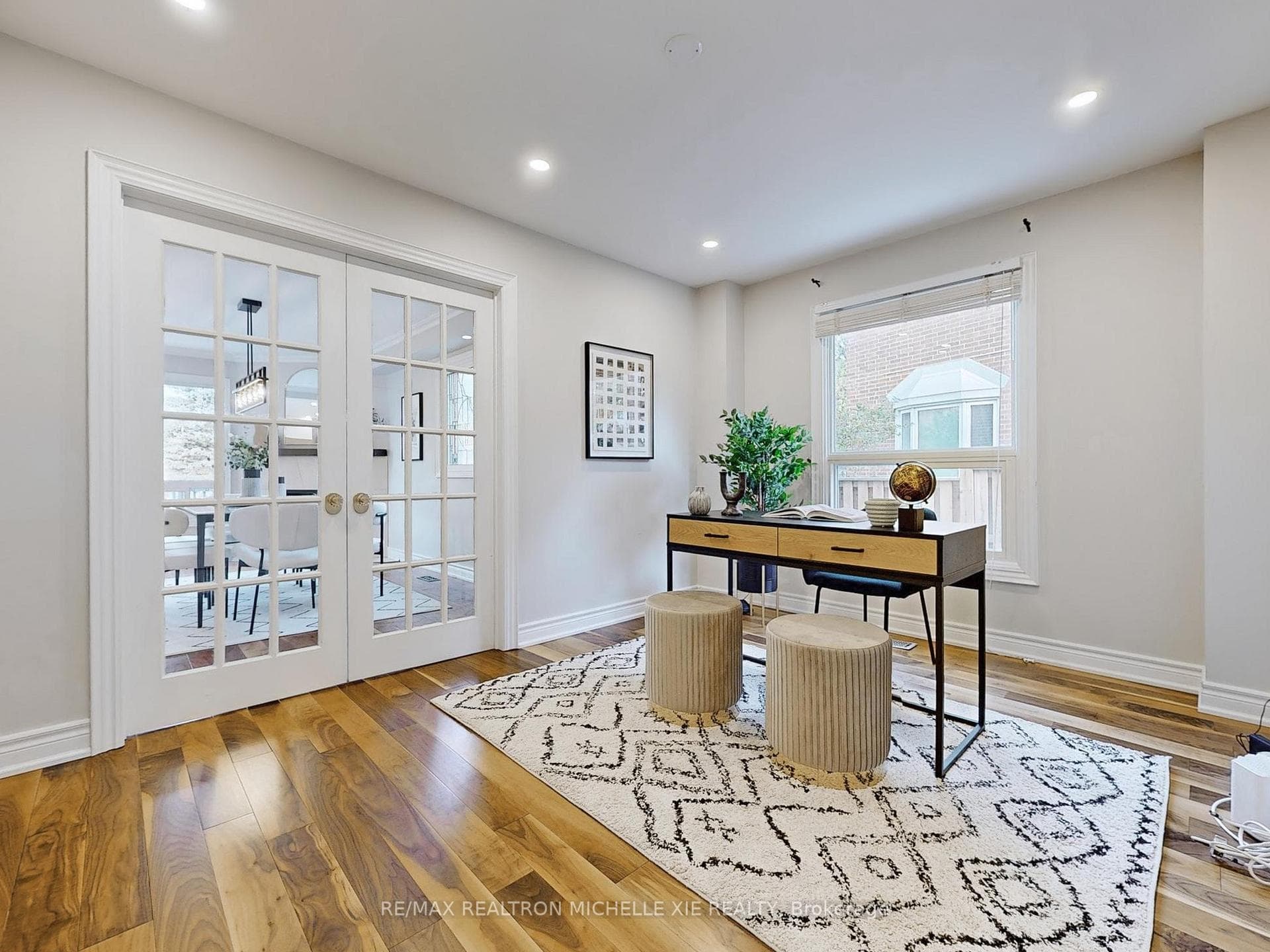 40 Rosemount Avenue photo 19
