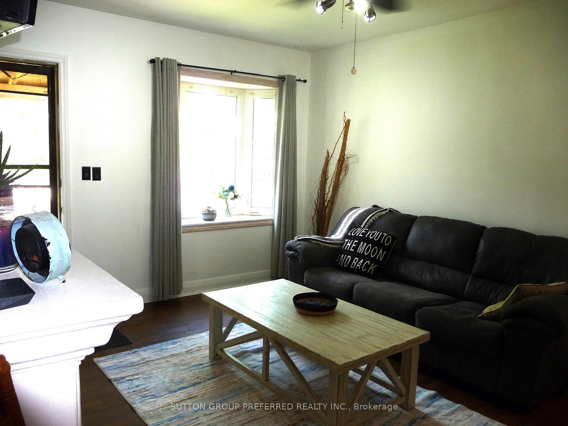 206 Emerson Avenue photo 4
