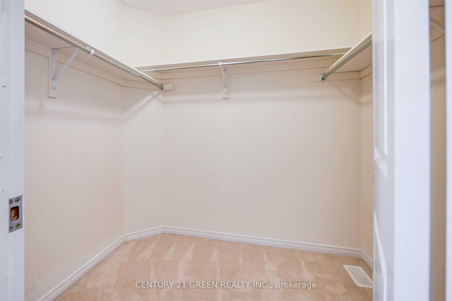 12 Beatty Avenue photo 39