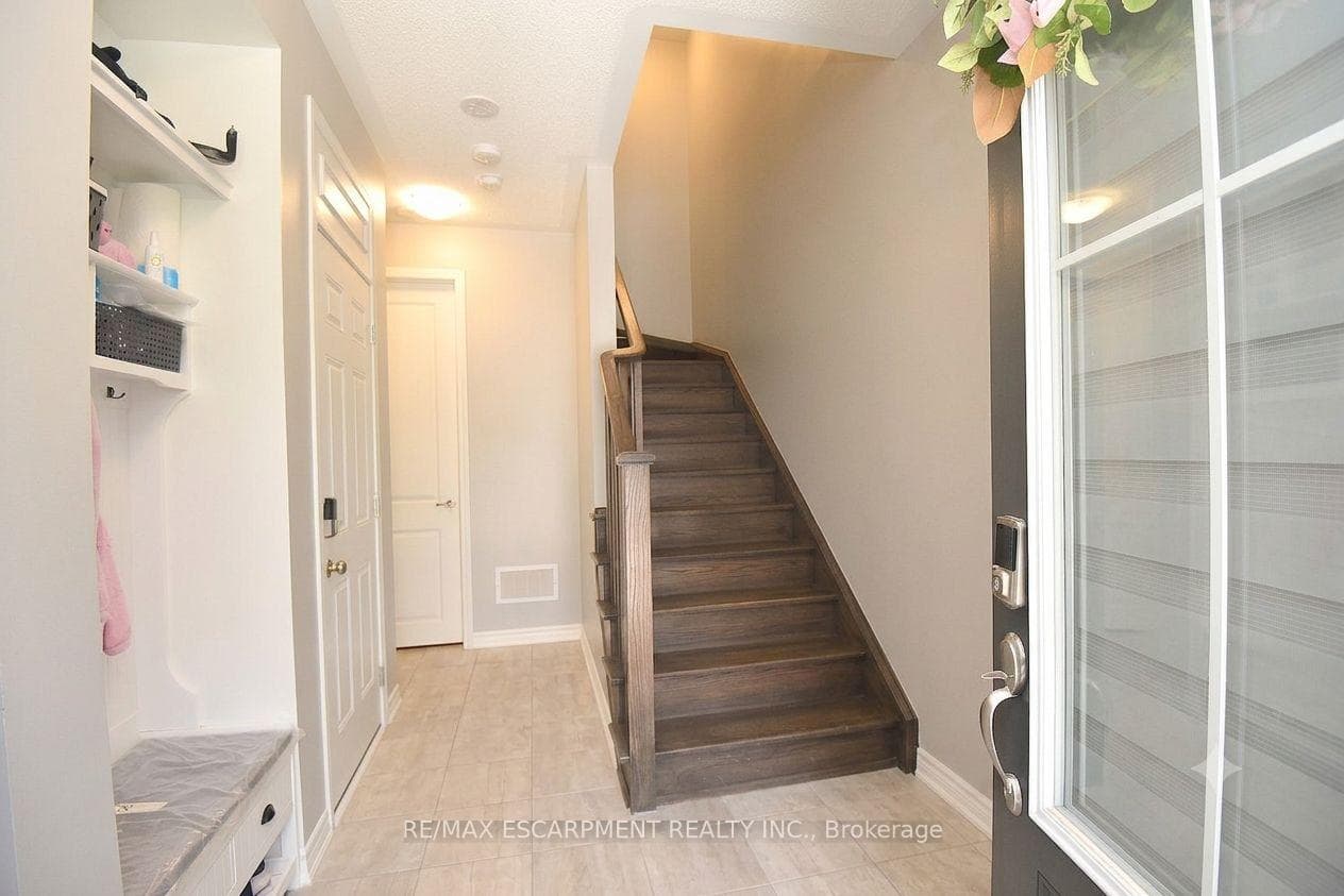 1317 Lerchie Way Unit 78 photo 3