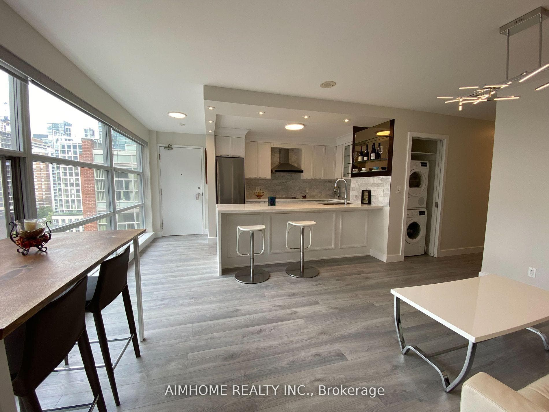 11 St Joseph Street Unit 1506 photo 26