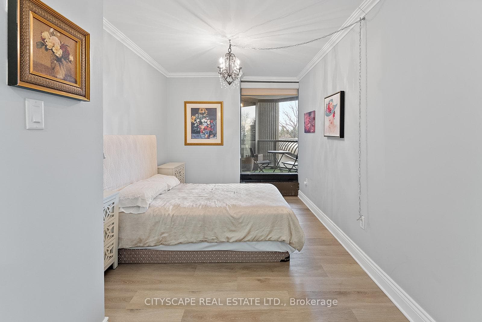 2045 Lake Shore Boulevard Unit 202 photo 22