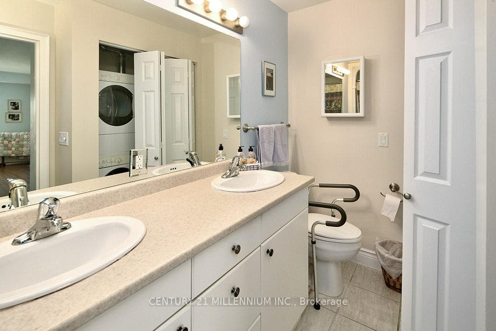 91 Raglan Street Unit 204 photo 16