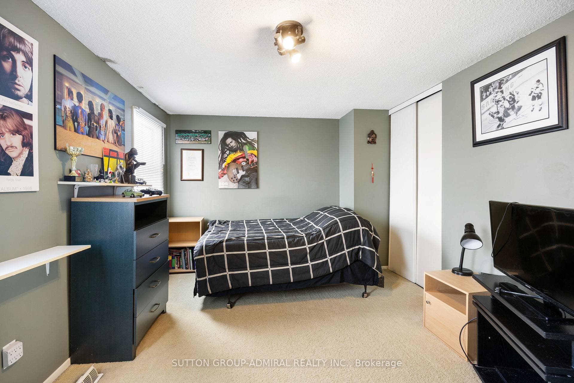 62 Lisa Crescent photo 15