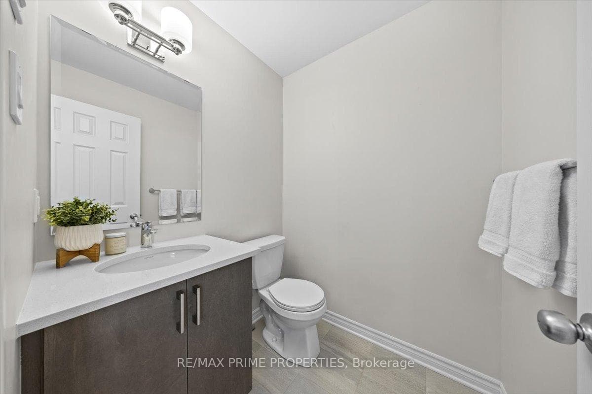 274 Pastel Way photo 23