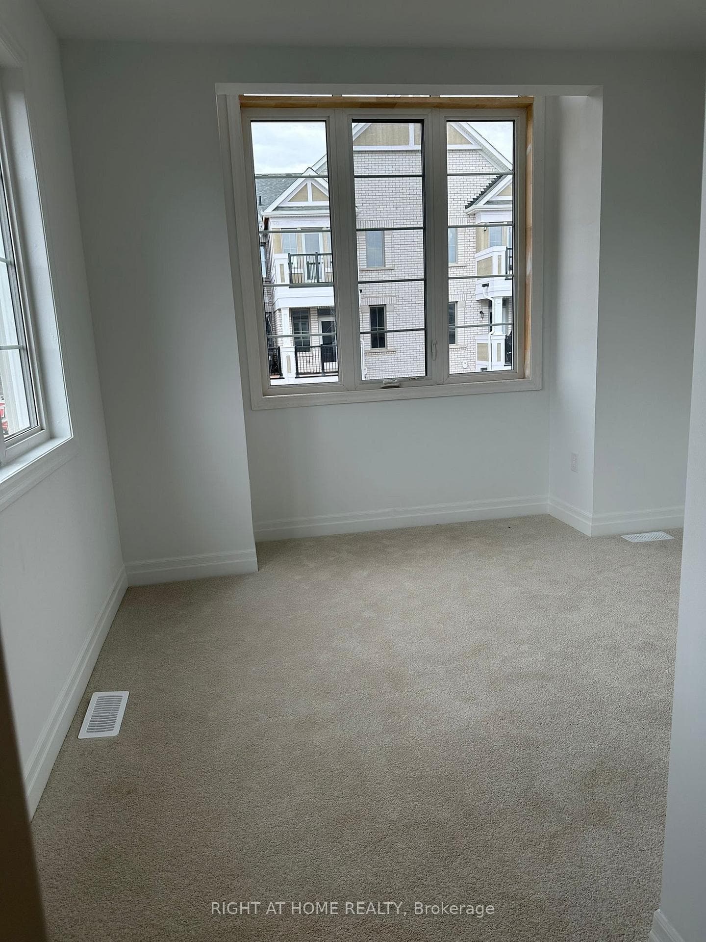 1263 Havelock Gardens Unit Upper photo 19