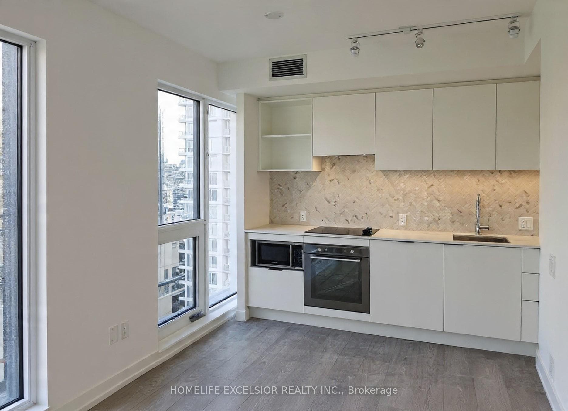82 Dalhousie Street Unit 2217 photo 1