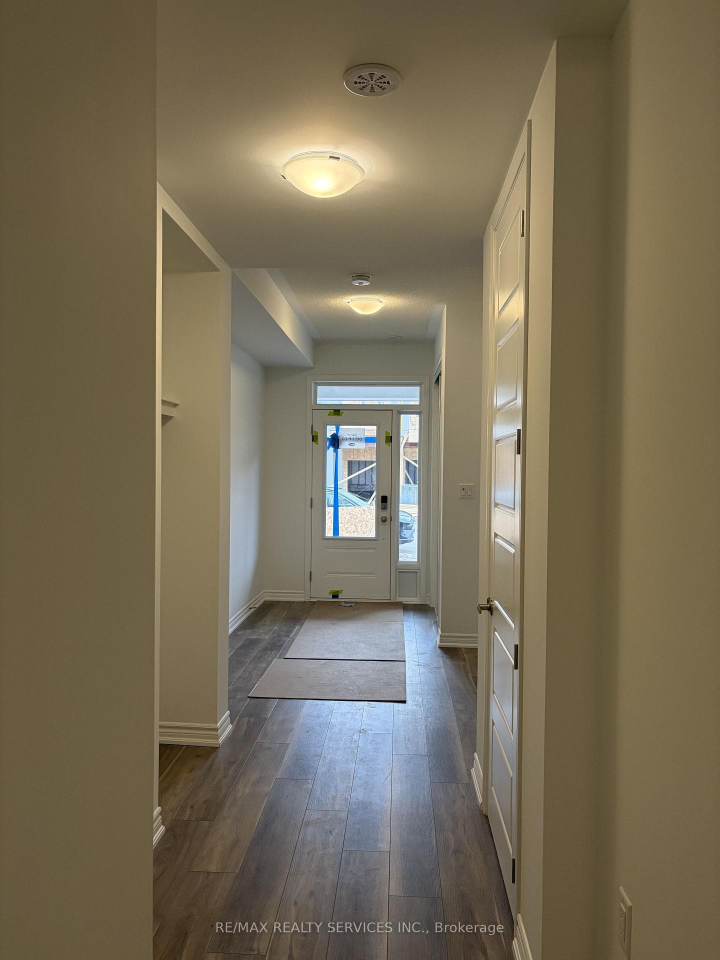 92 Yorkshire Drive photo 4