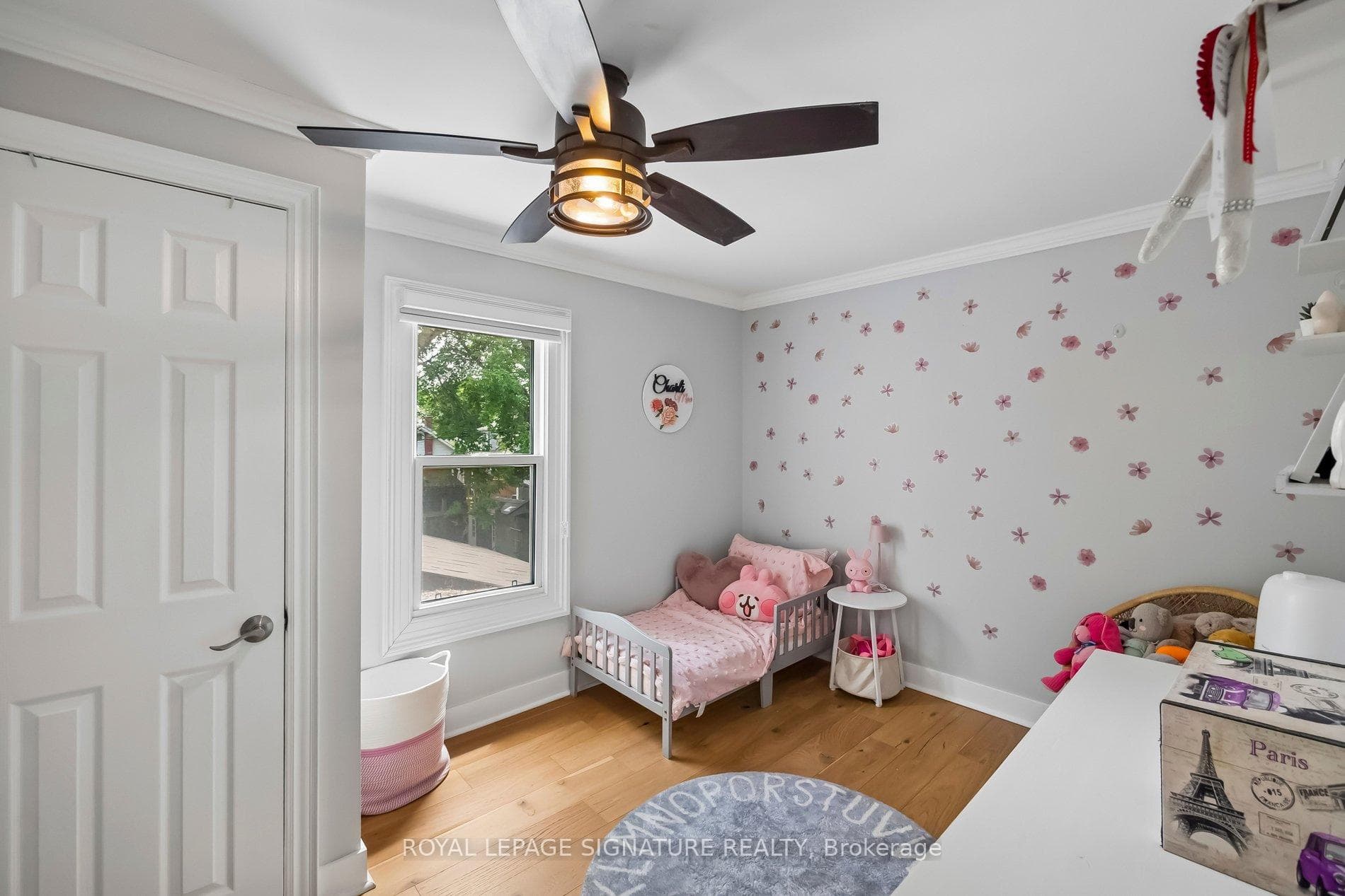 23 Arlington Avenue photo 15