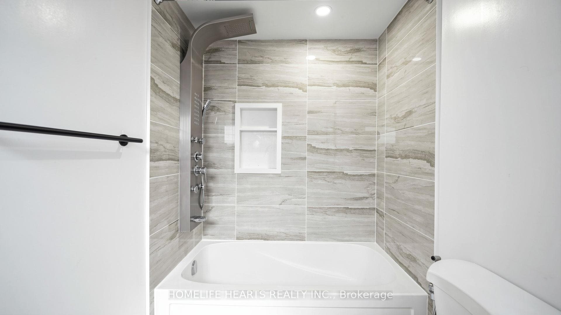 30 Shepton Way photo 36
