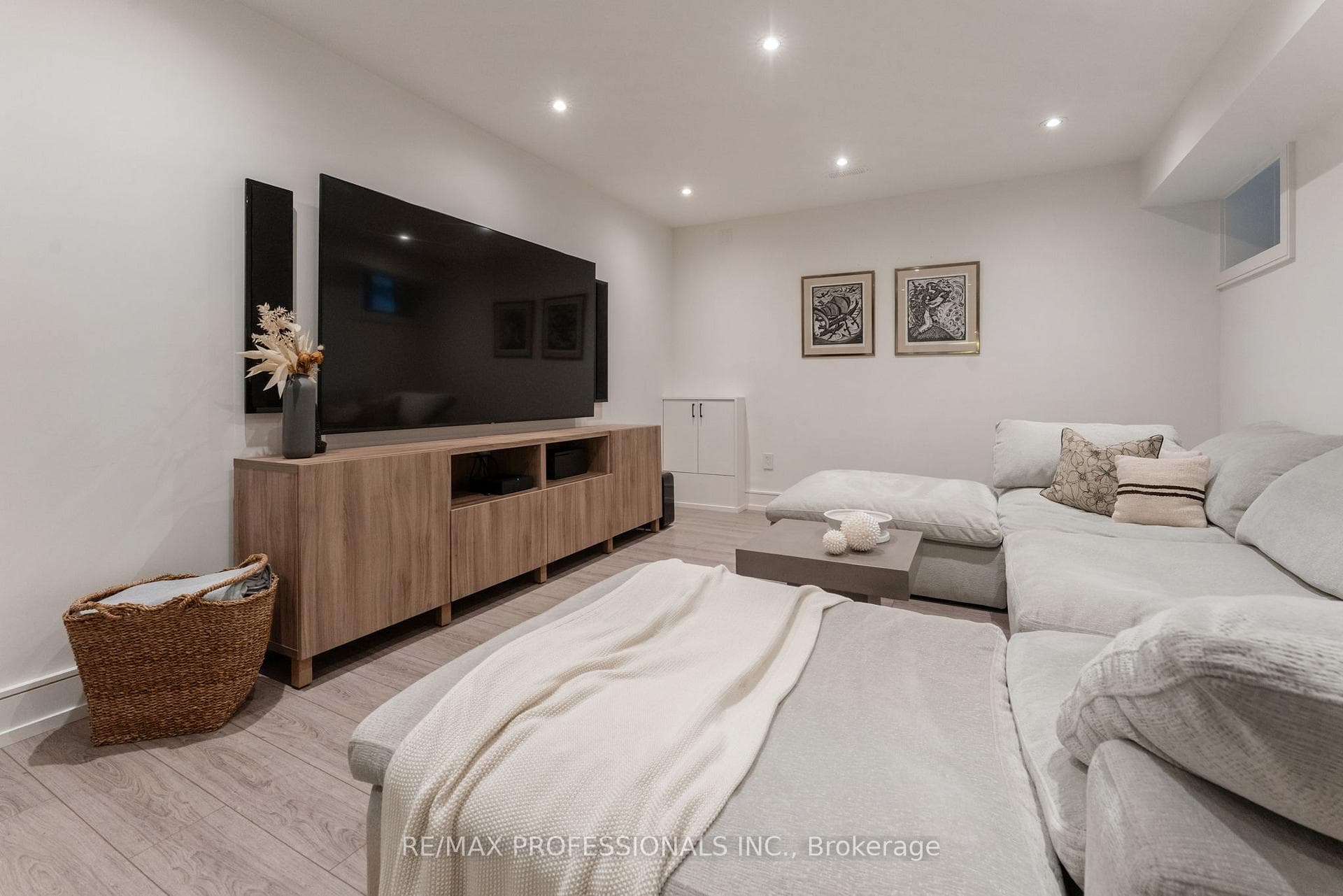 12 Mayfield Avenue photo 36