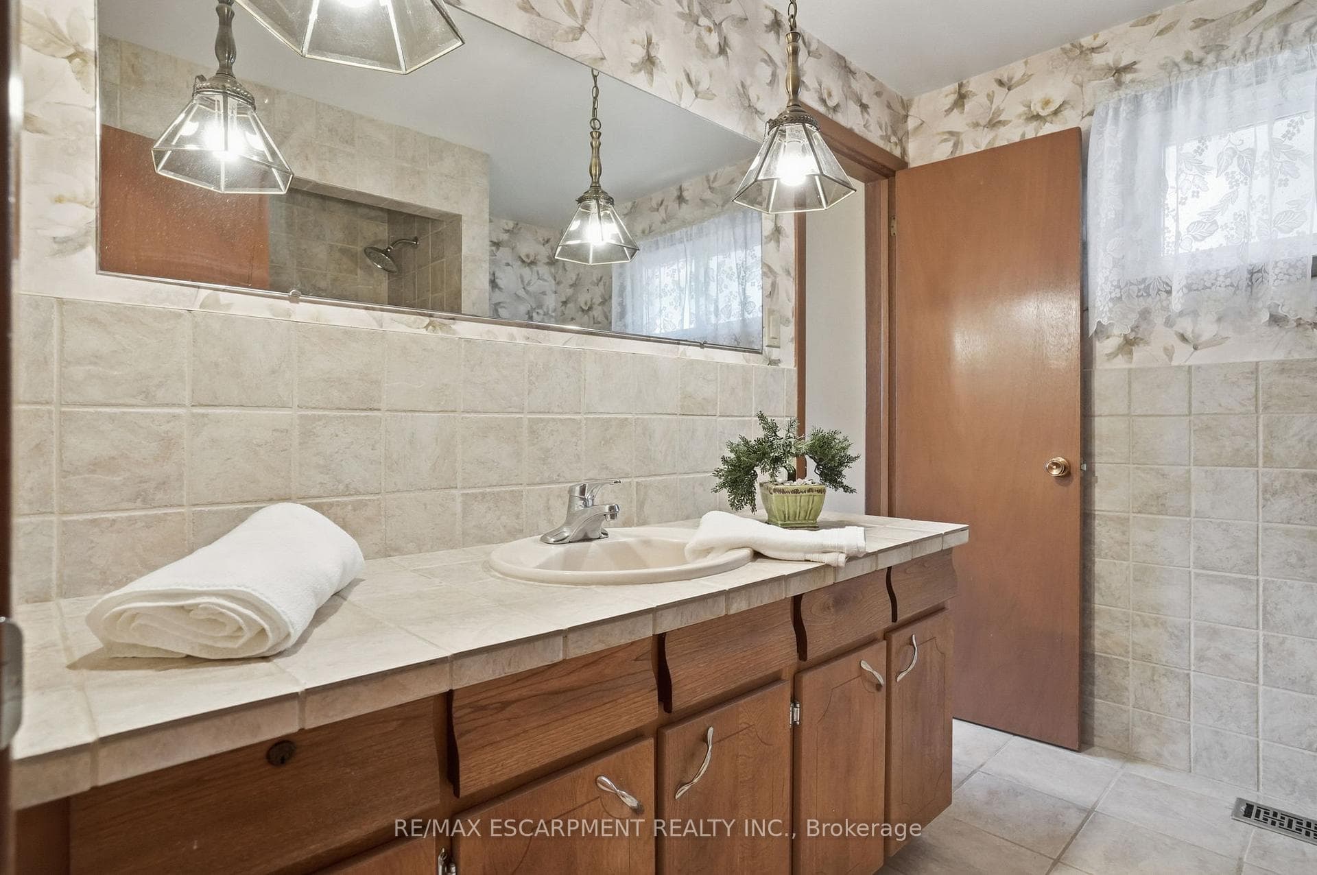 5155 Idlewood Crescent photo 19