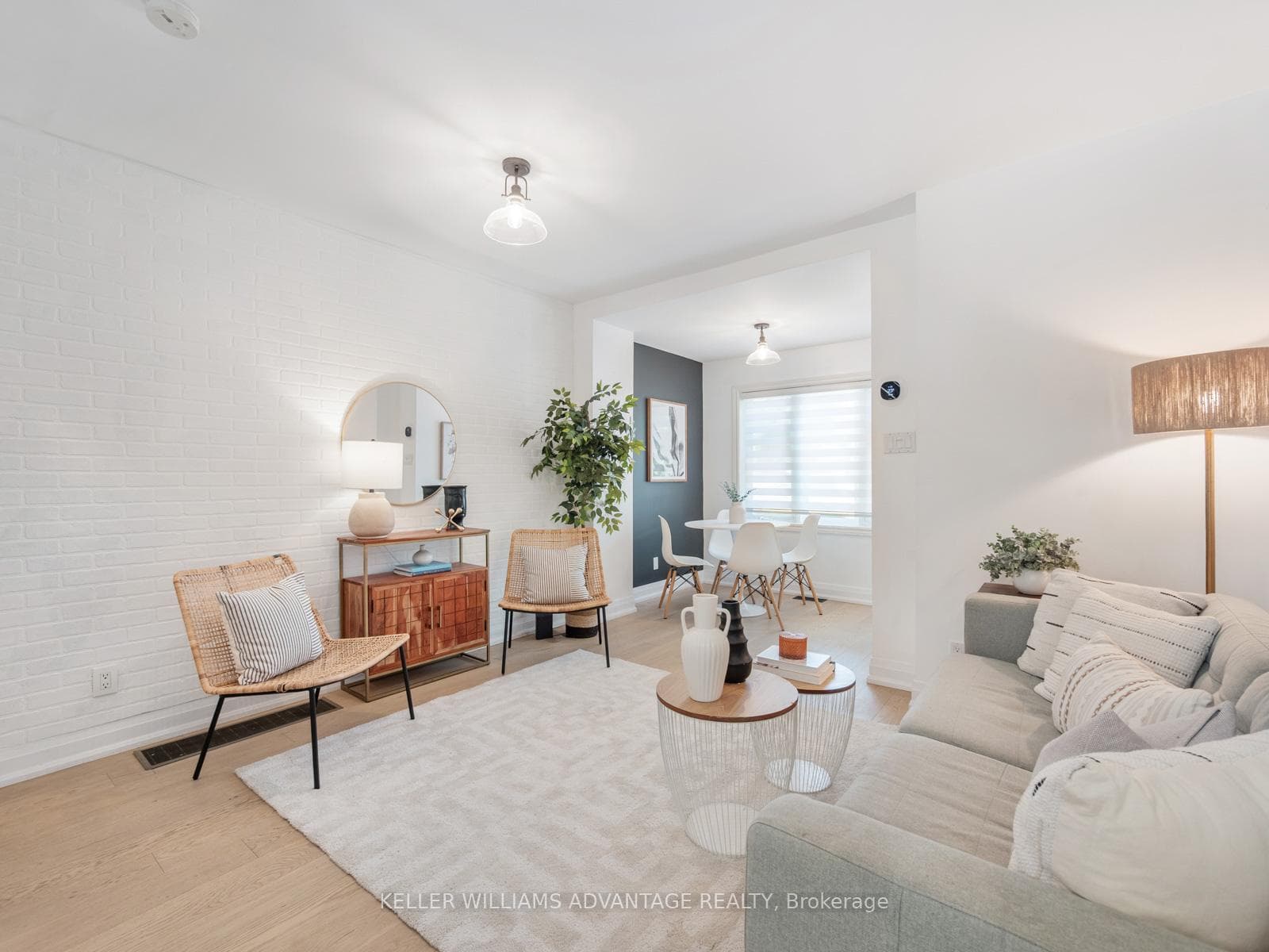 209 Eastwood Road photo 5
