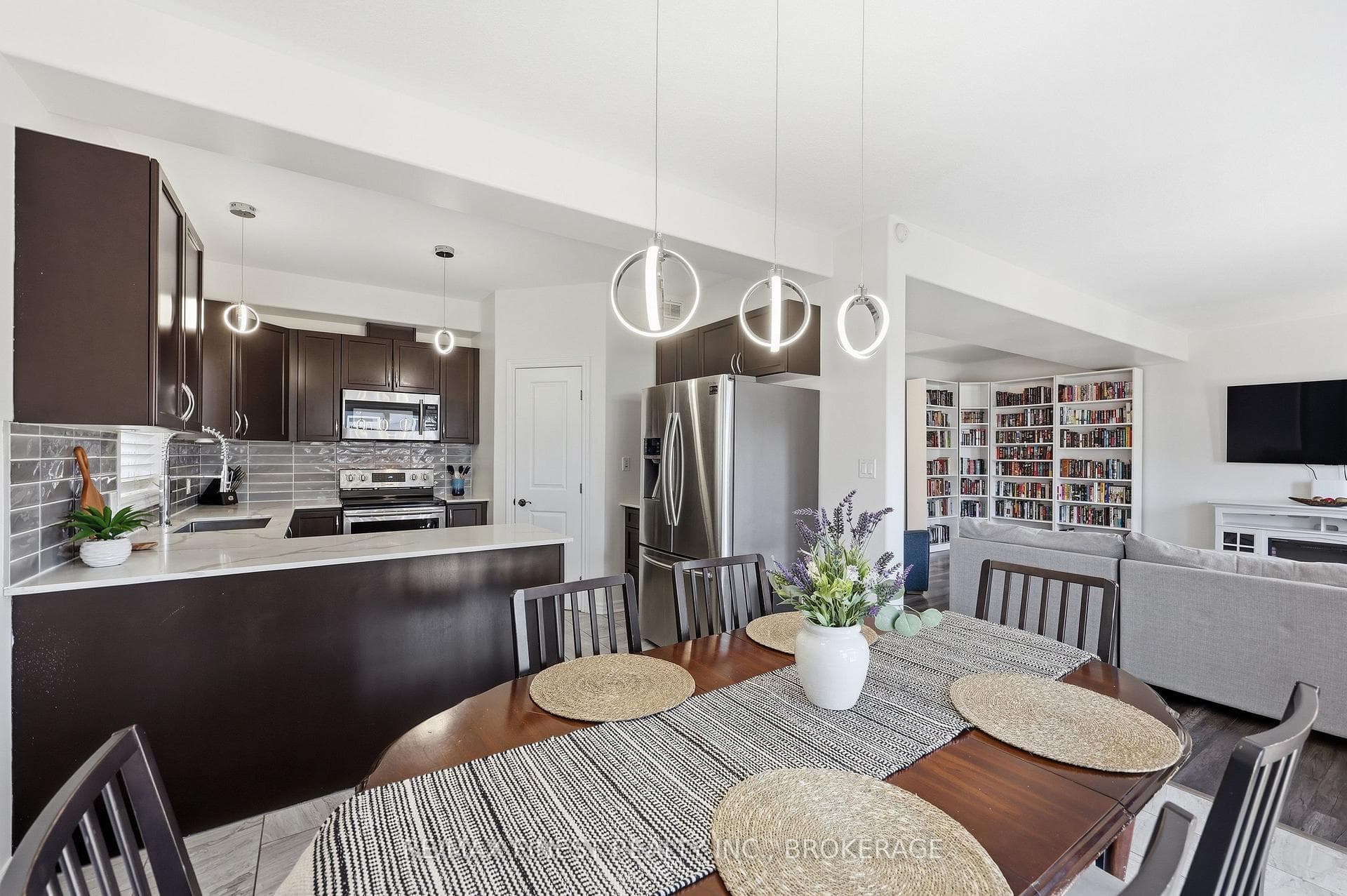108 Pratt Drive photo 25